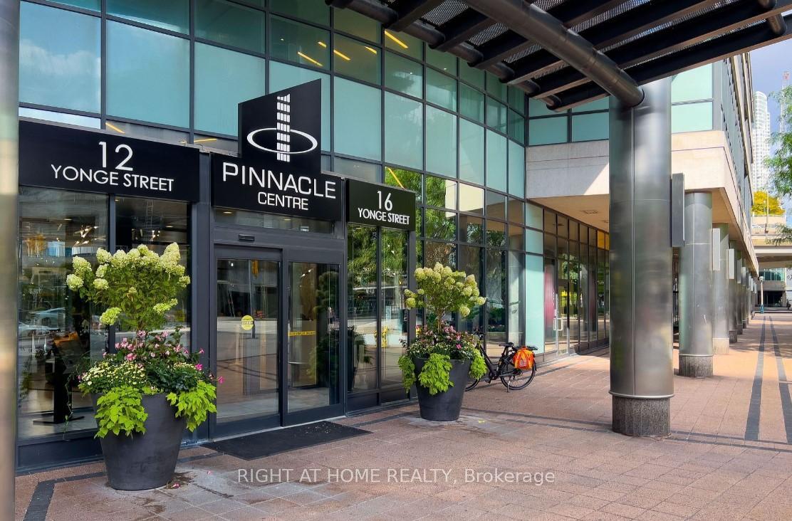 Photo 19 of Unit 608, 16 Yonge Street, Toronto, Waterfront Communities — HOMEH