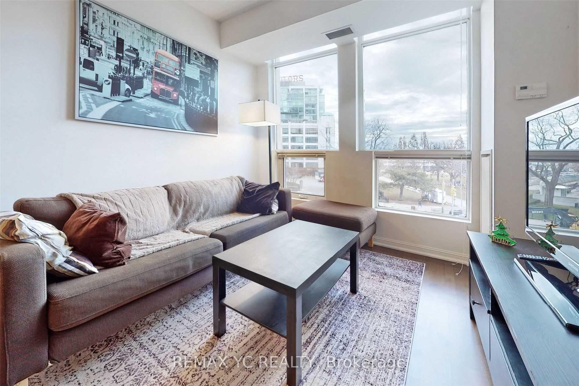 Photo 4 of Unit 413, 628 Fleet Street, Toronto, Niagara — HOMEH