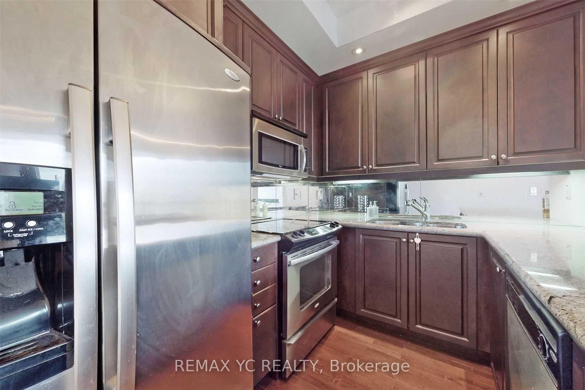 Photo 13 of Unit 413, 628 Fleet Street, Toronto, Niagara — HOMEH