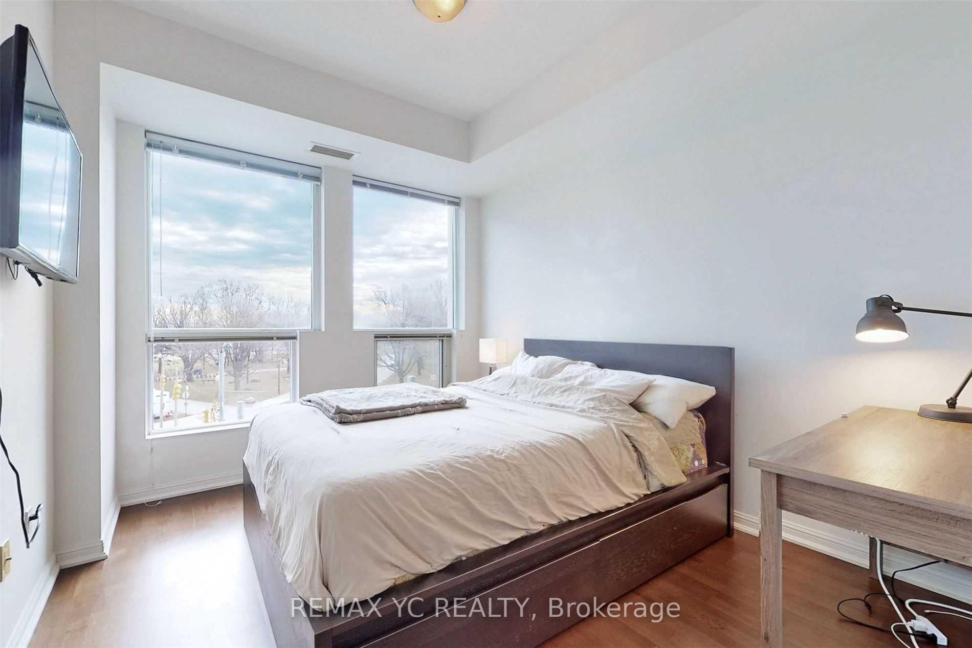 Photo 15 of Unit 413, 628 Fleet Street, Toronto, Niagara — HOMEH