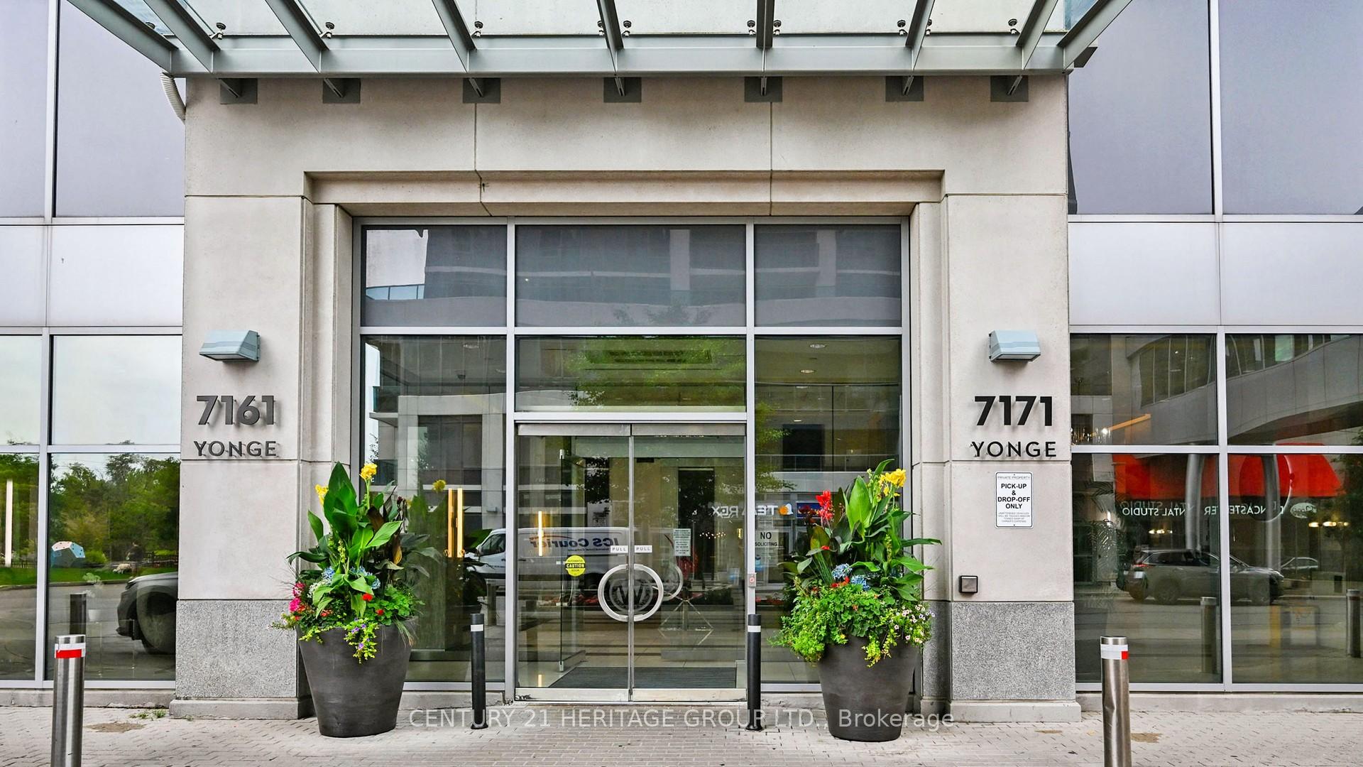 Photo 3 of Unit 1432, 7161 Yonge Street, Markham, Thornhill — HOMEH