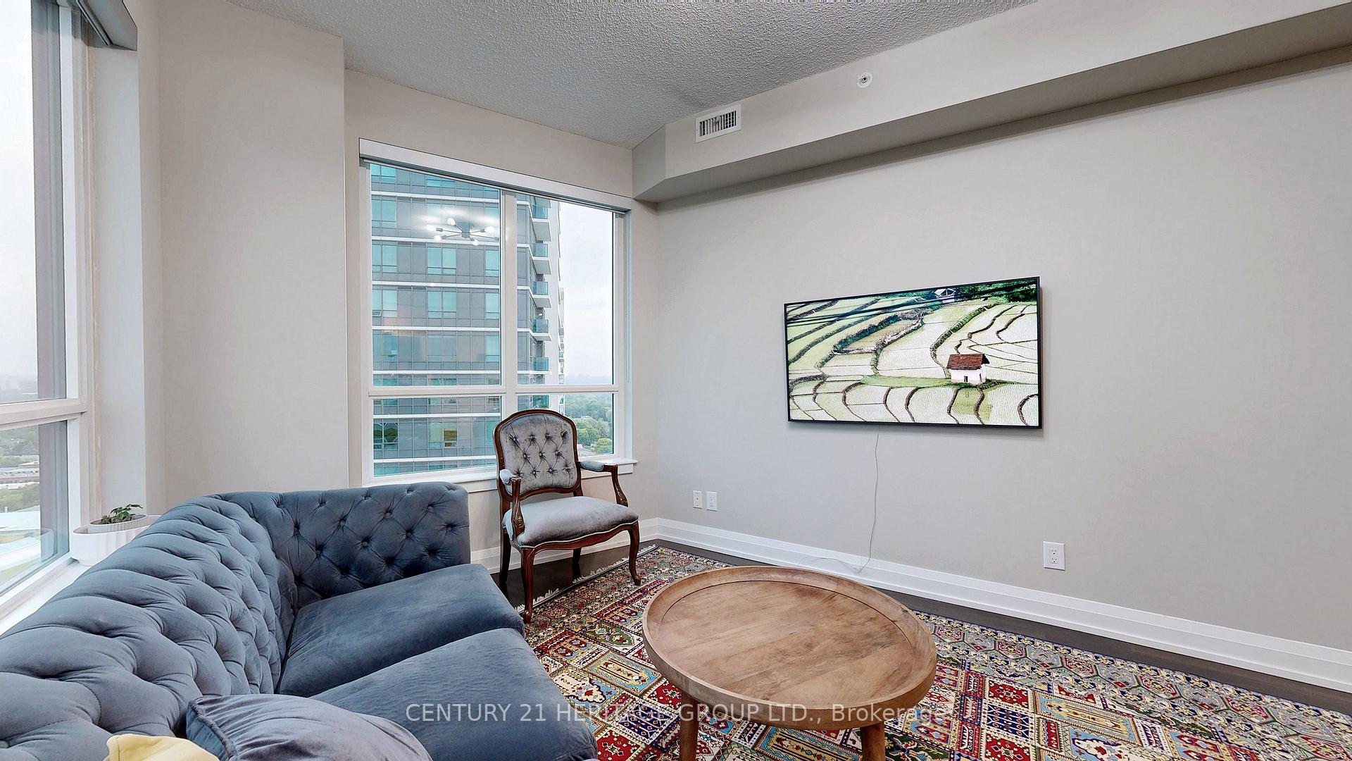 Photo 8 of Unit 1432, 7161 Yonge Street, Markham, Thornhill — HOMEH