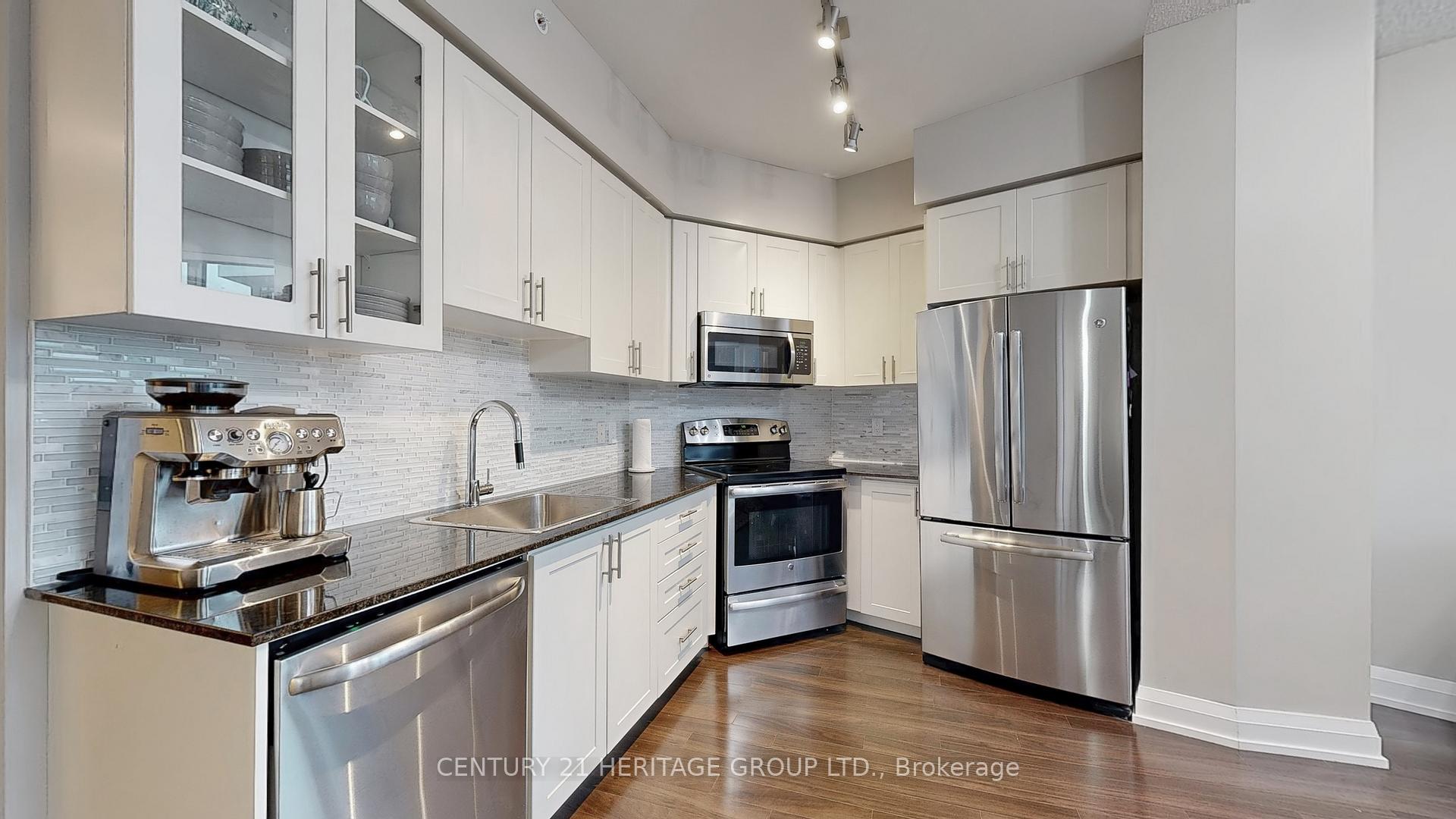 Photo 10 of Unit 1432, 7161 Yonge Street, Markham, Thornhill — HOMEH
