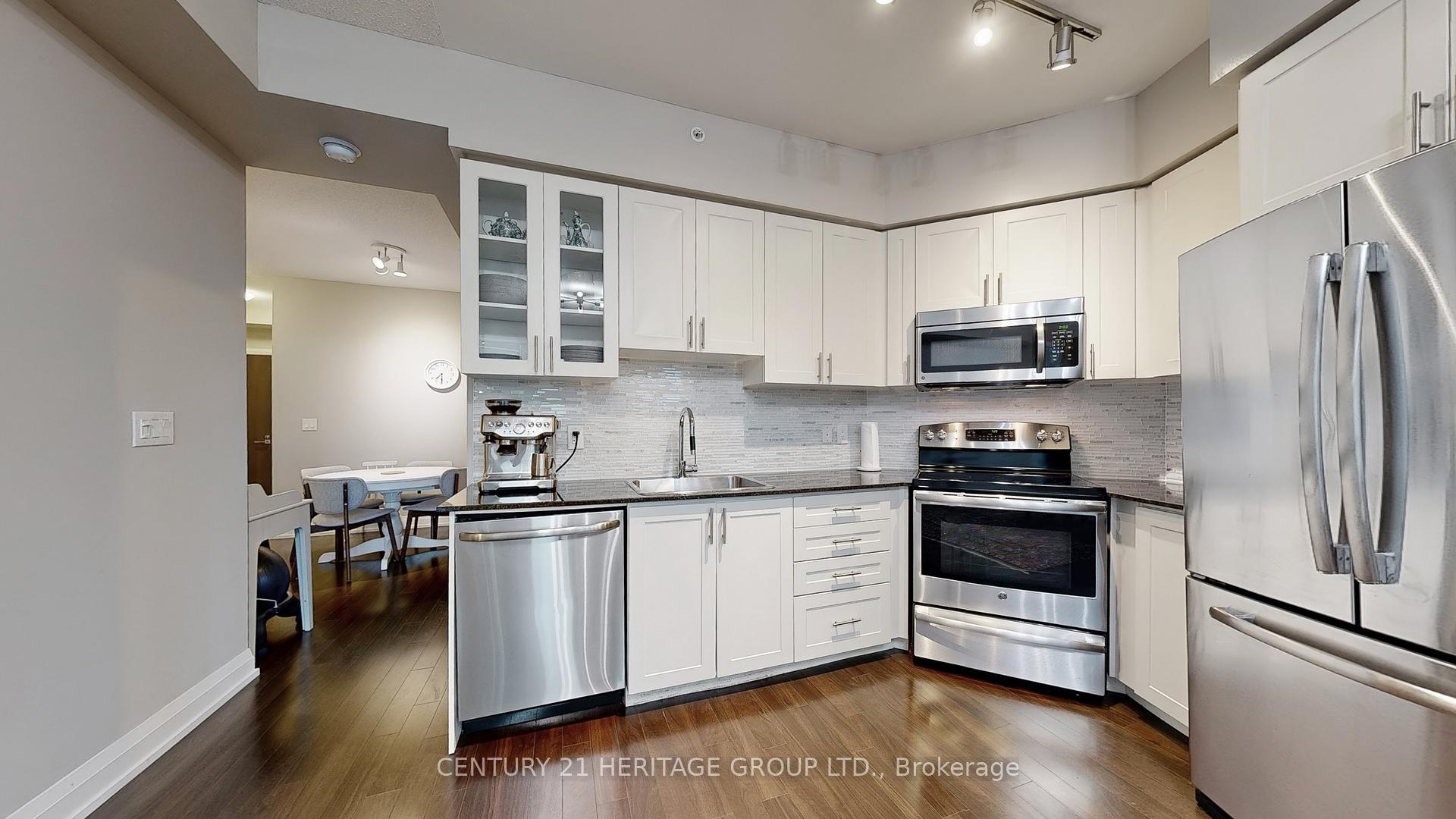 Photo 11 of Unit 1432, 7161 Yonge Street, Markham, Thornhill — HOMEH