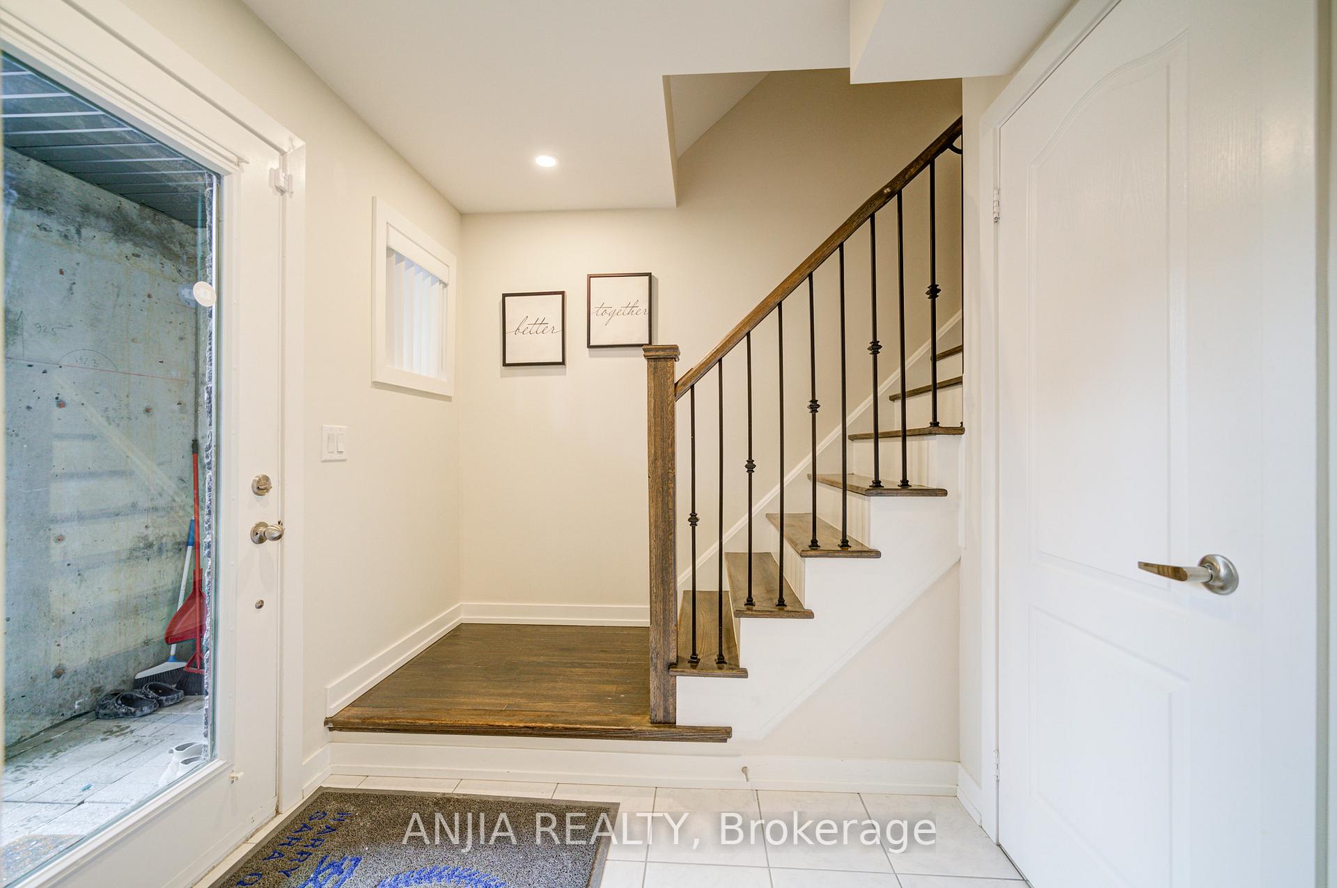 Photo 5 of Unit 1007, 55 Lindcrest Manor, Markham, Cornell — HOMEH