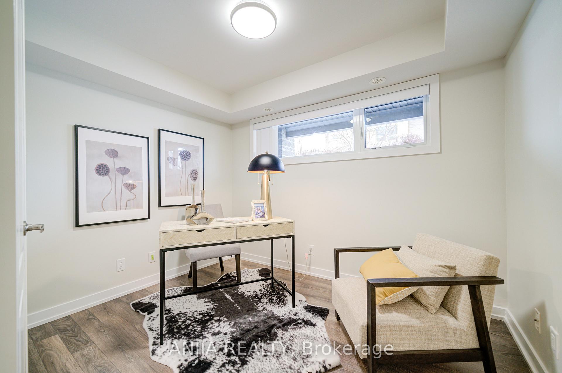 Photo 6 of Unit 1007, 55 Lindcrest Manor, Markham, Cornell — HOMEH