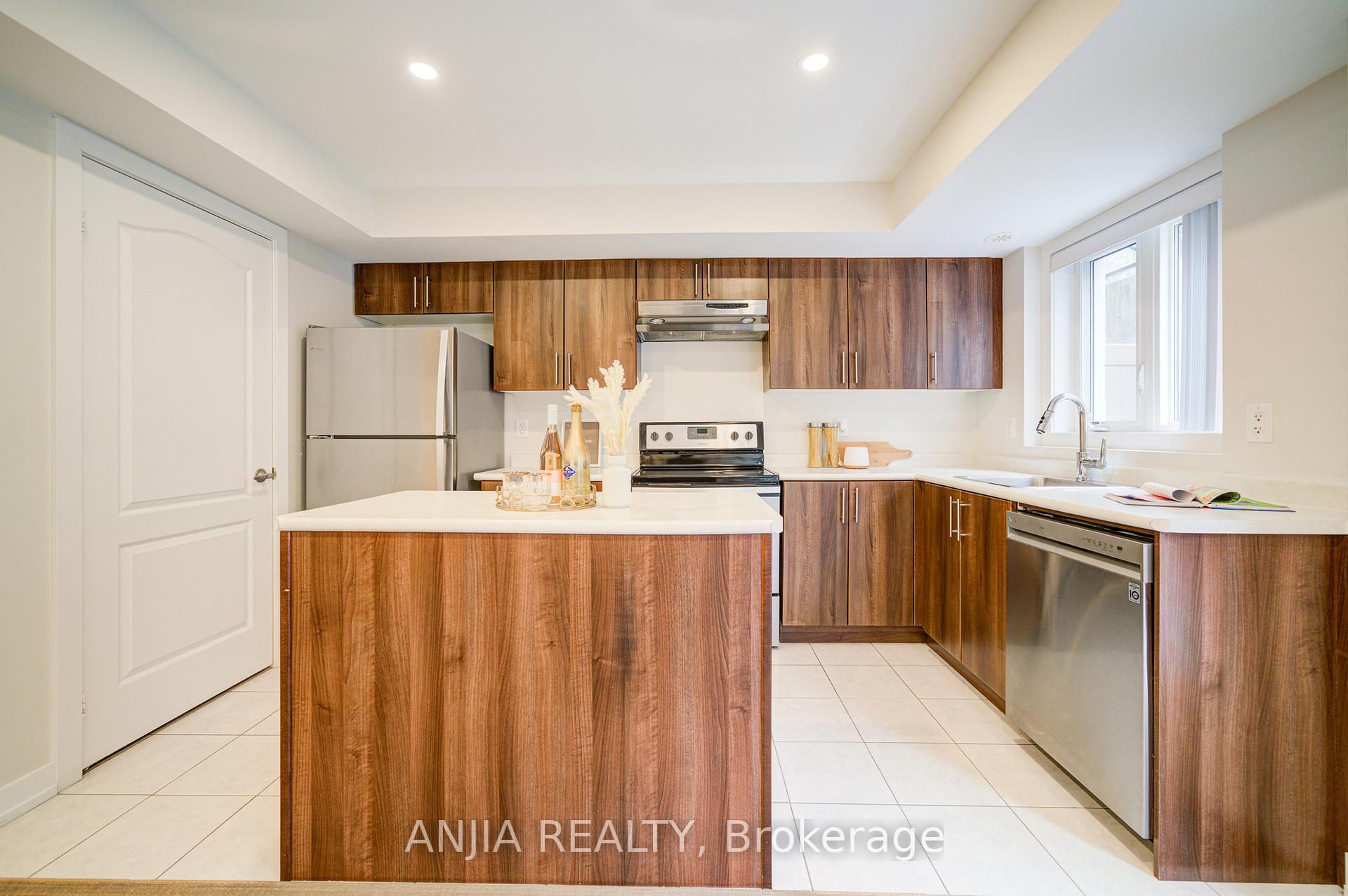 Photo 17 of Unit 1007, 55 Lindcrest Manor, Markham, Cornell — HOMEH