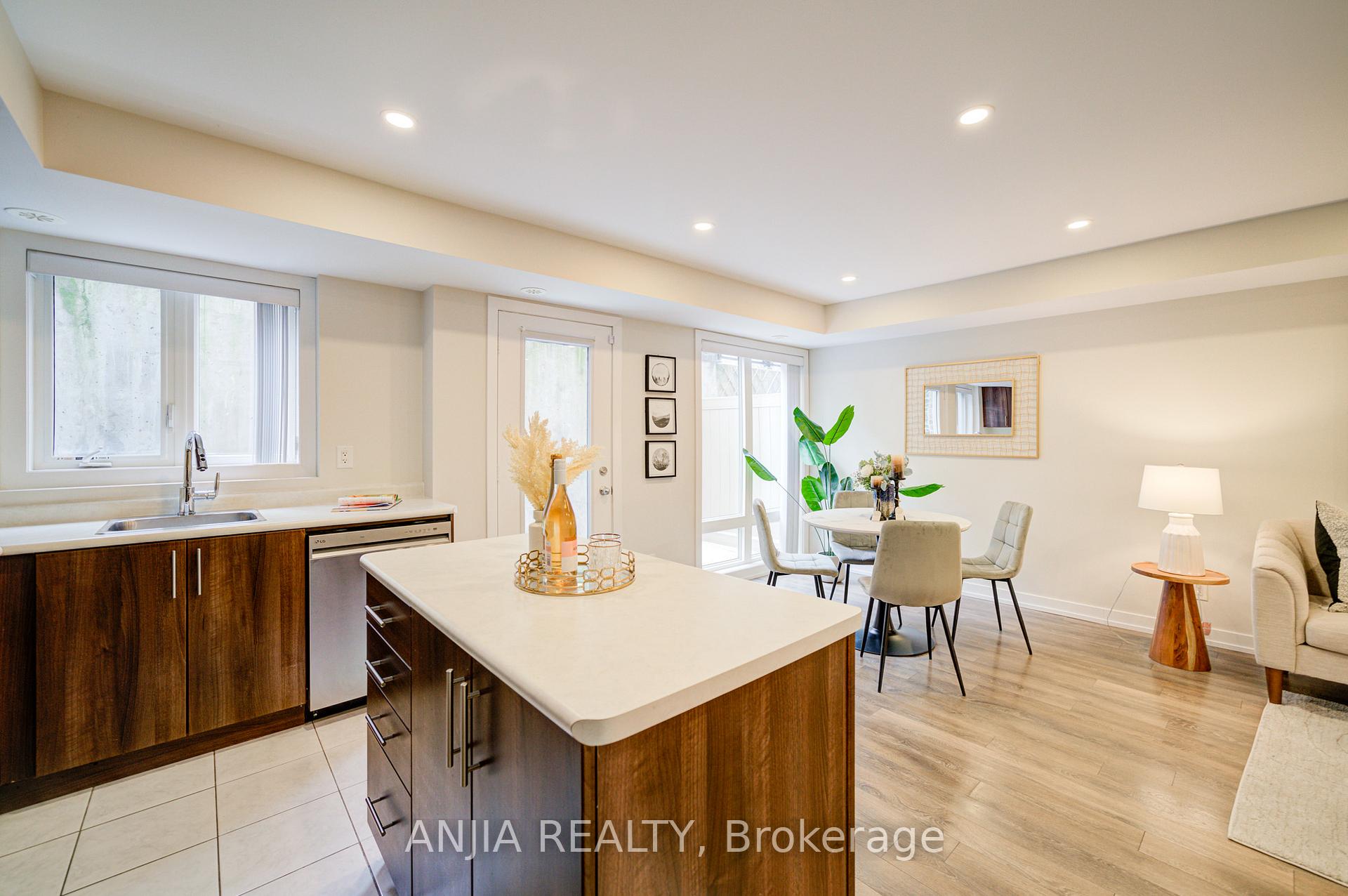 Photo 20 of Unit 1007, 55 Lindcrest Manor, Markham, Cornell — HOMEH
