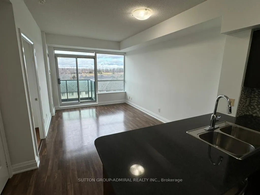 Photo 3 of Unit 616, 20 North Park Road, Vaughan, Beverley Glen — HOMEH