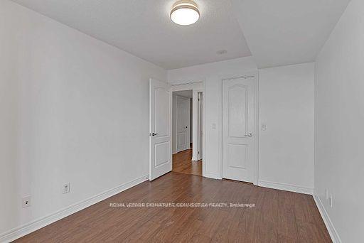 Photo 16 of Unit 905, 60 Disera Drive, Vaughan, Beverley Glen — HOMEH