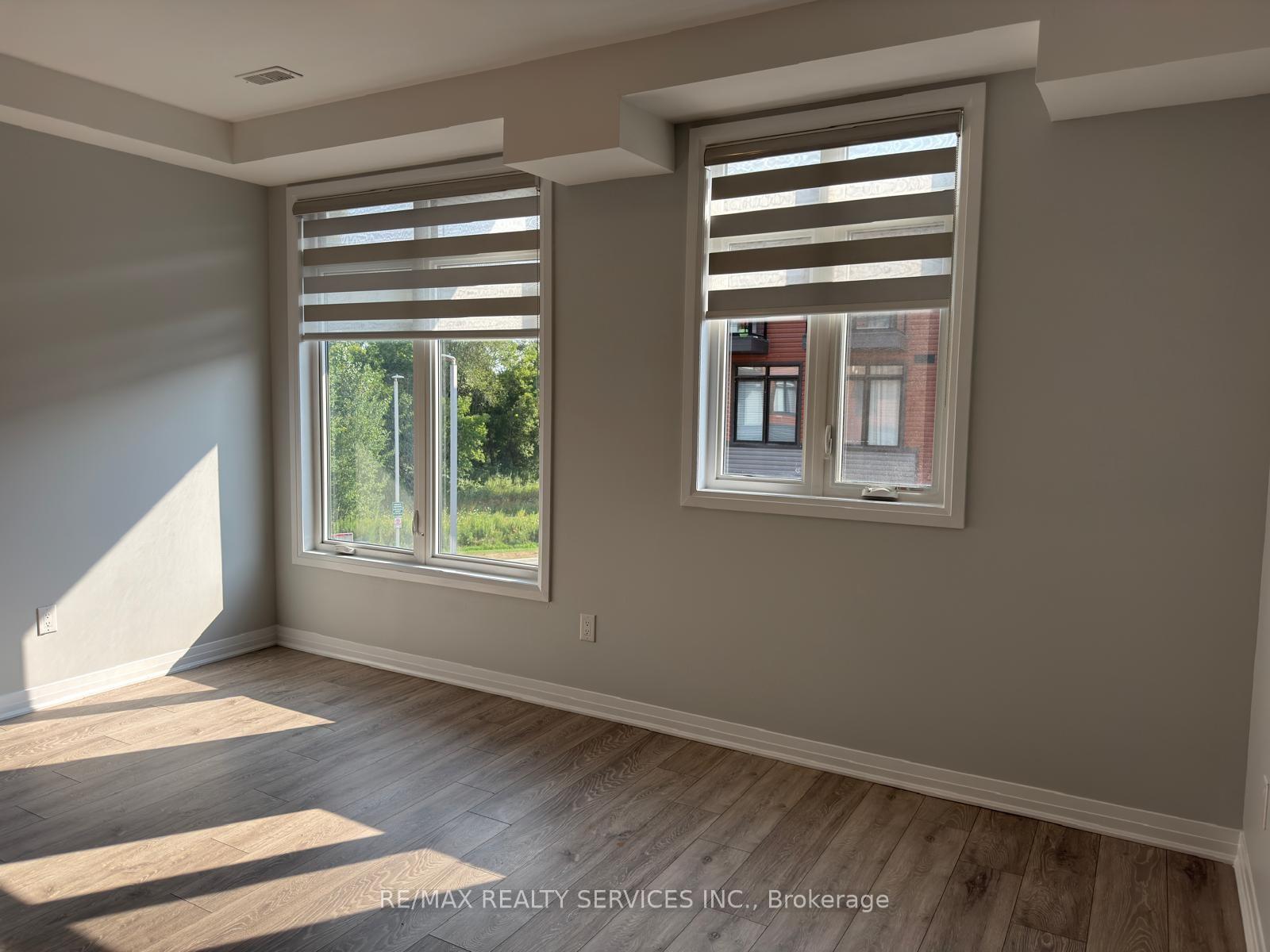 Photo 9 of Unit 63, 2 Willow Street, Brant, Paris — HOMEH