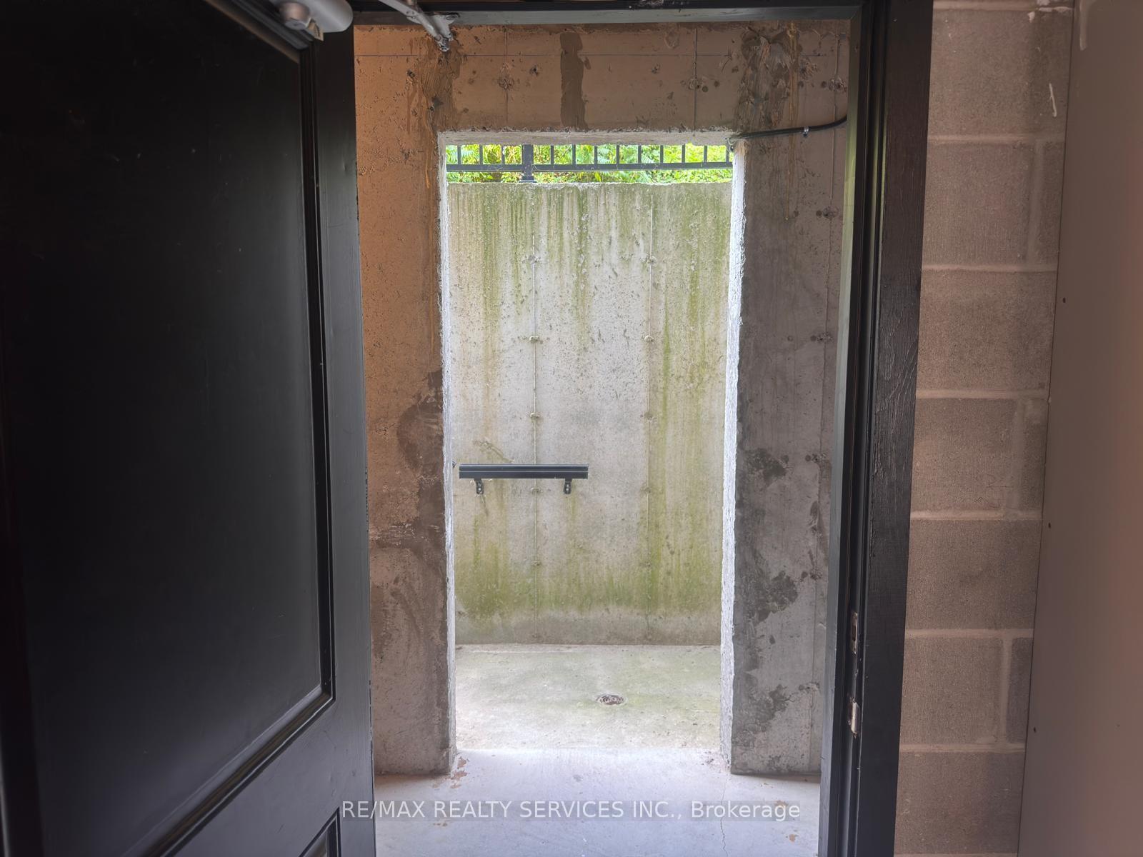 Photo 21 of Unit 63, 2 Willow Street, Brant, Paris — HOMEH