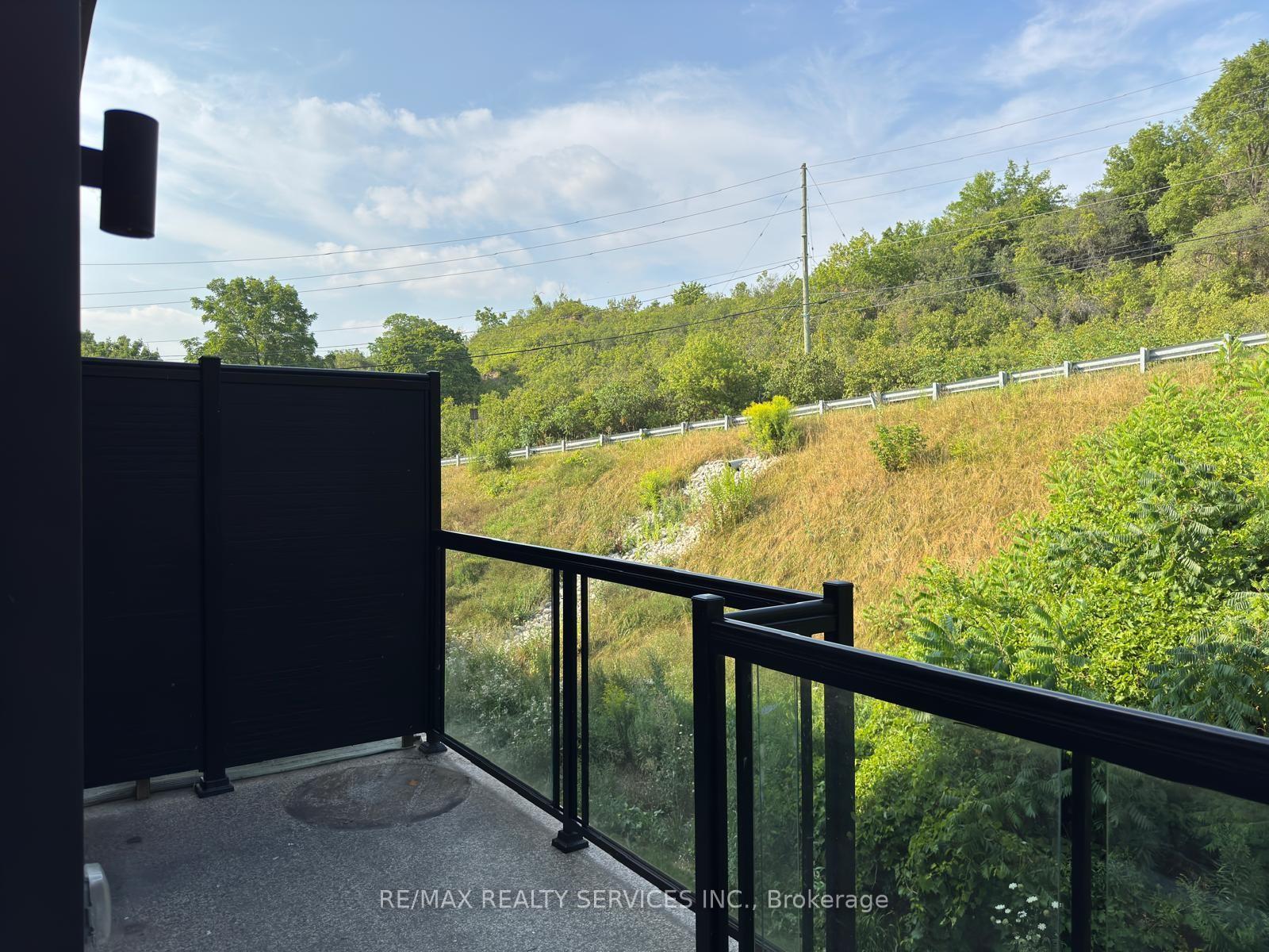 Photo 23 of Unit 63, 2 Willow Street, Brant, Paris — HOMEH