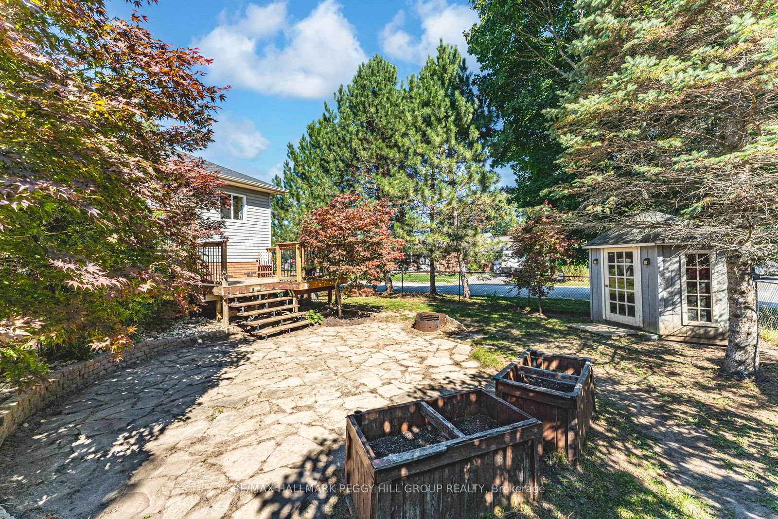 Photo 15 of 239 Simcoe Street, Clearview, Stayner — HOMEH