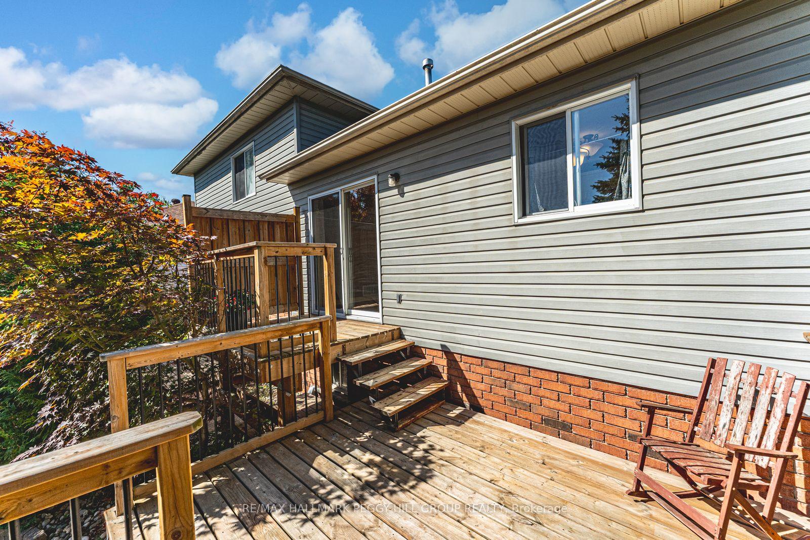 Photo 18 of 239 Simcoe Street, Clearview, Stayner — HOMEH
