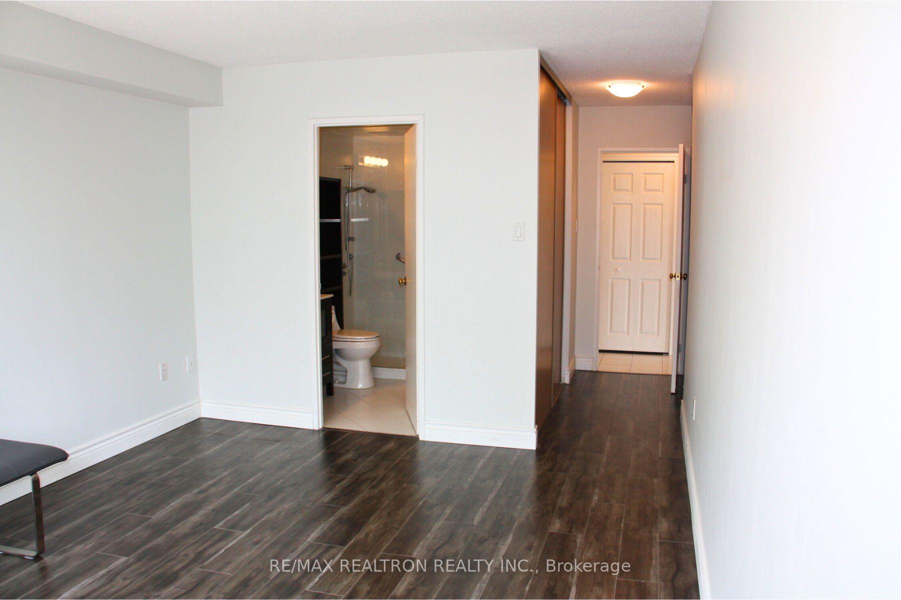 Photo 10 of Unit 207, 7420 Bathurst Street, Vaughan, Brownridge — HOMEH