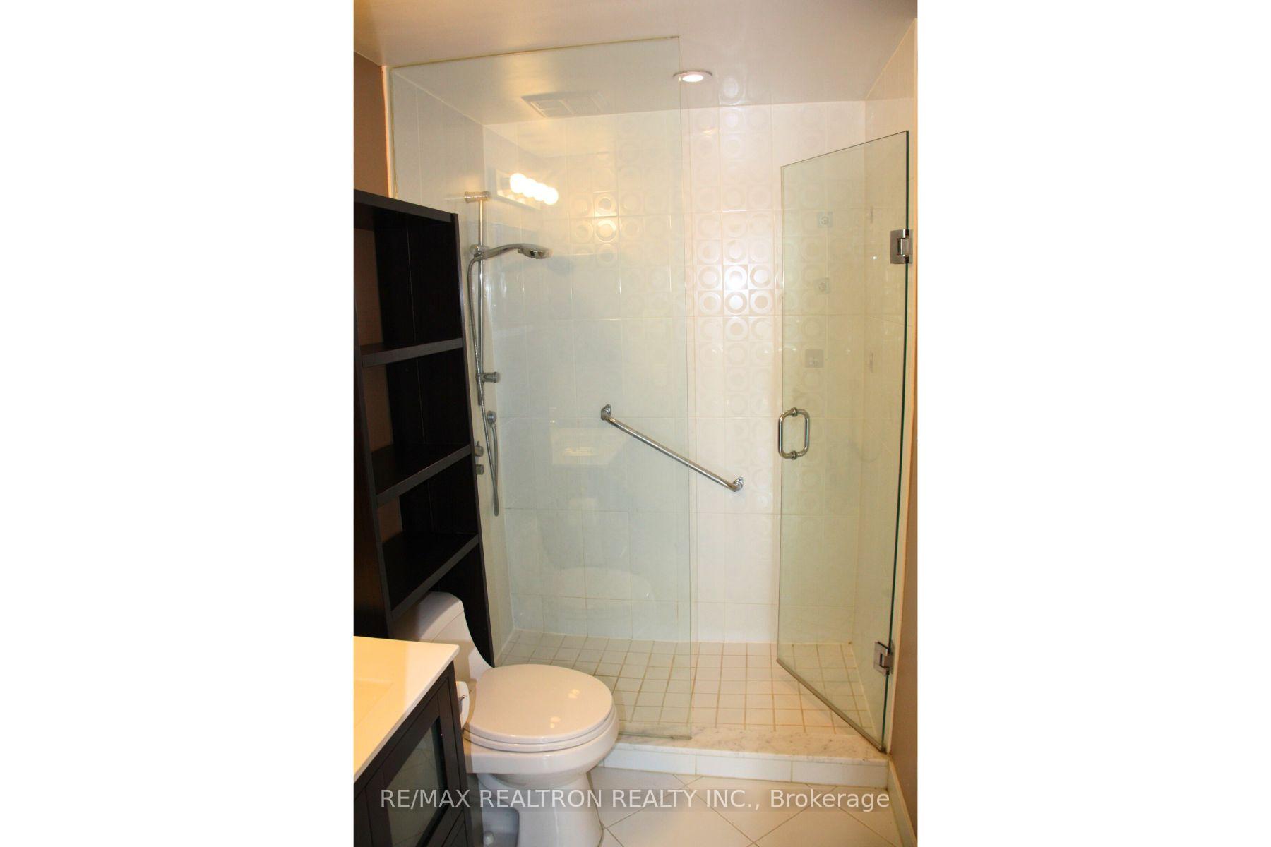 Photo 11 of Unit 207, 7420 Bathurst Street, Vaughan, Brownridge — HOMEH