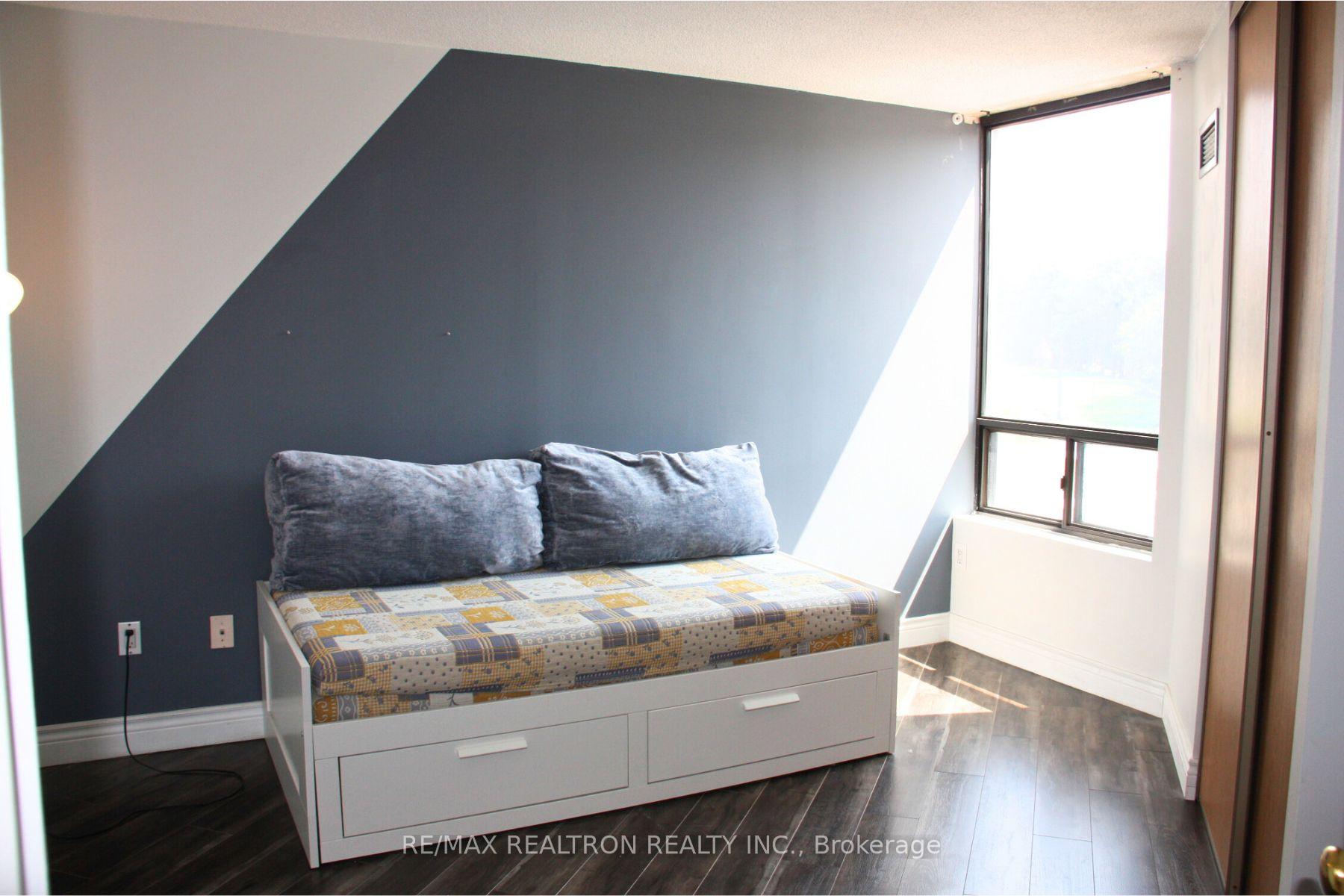 Photo 12 of Unit 207, 7420 Bathurst Street, Vaughan, Brownridge — HOMEH