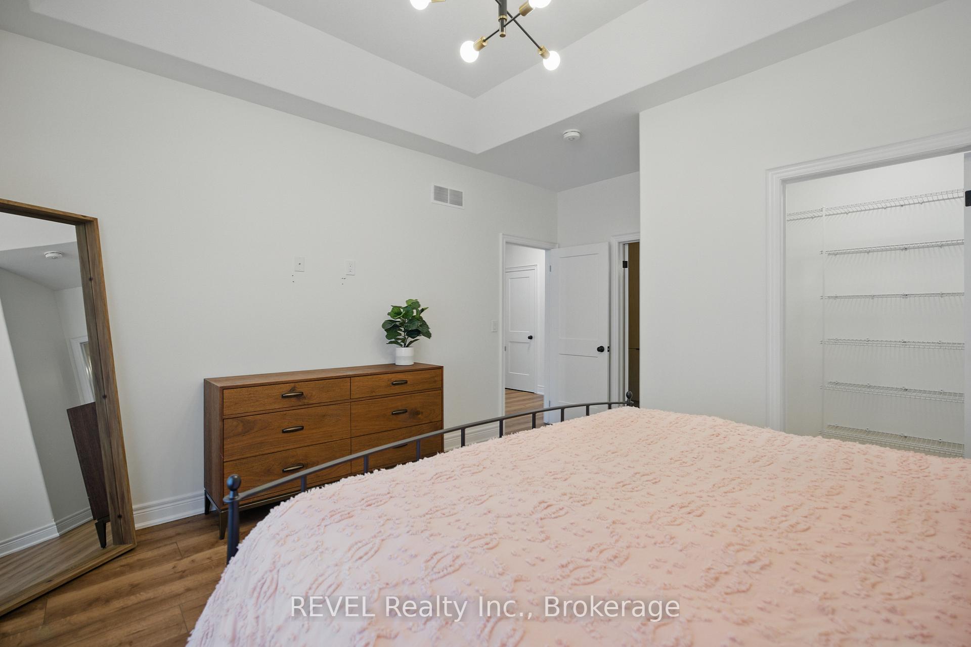 Photo 21 of 144 Port Robinson Road, Pelham, Fonthill — HOMEH