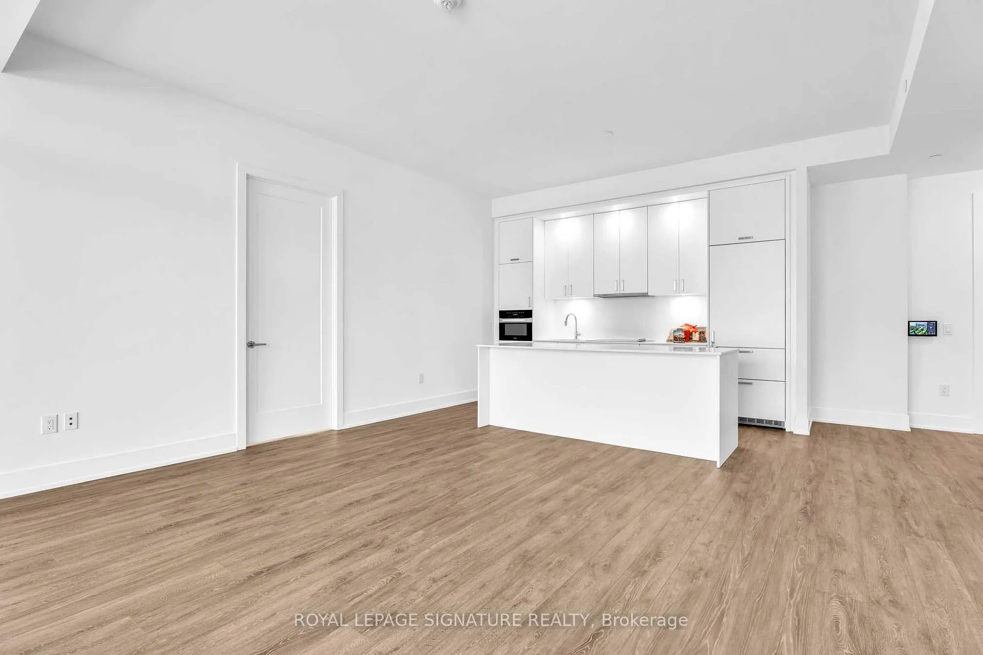 Photo 9 of Unit 516, 399 Royal Orchard Boulevard, Markham, Royal Orchard — HOMEH