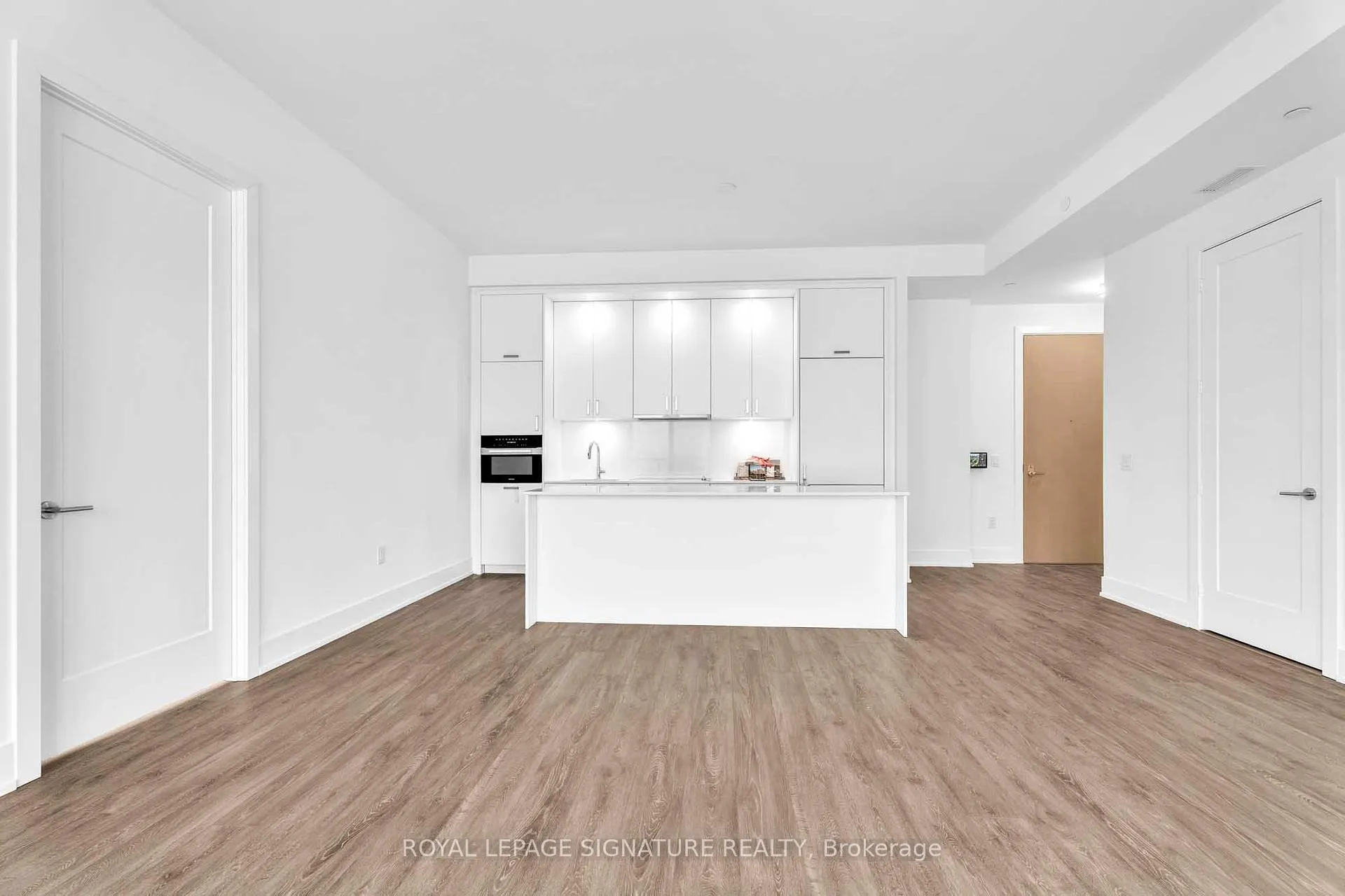 Photo 10 of Unit 516, 399 Royal Orchard Boulevard, Markham, Royal Orchard — HOMEH