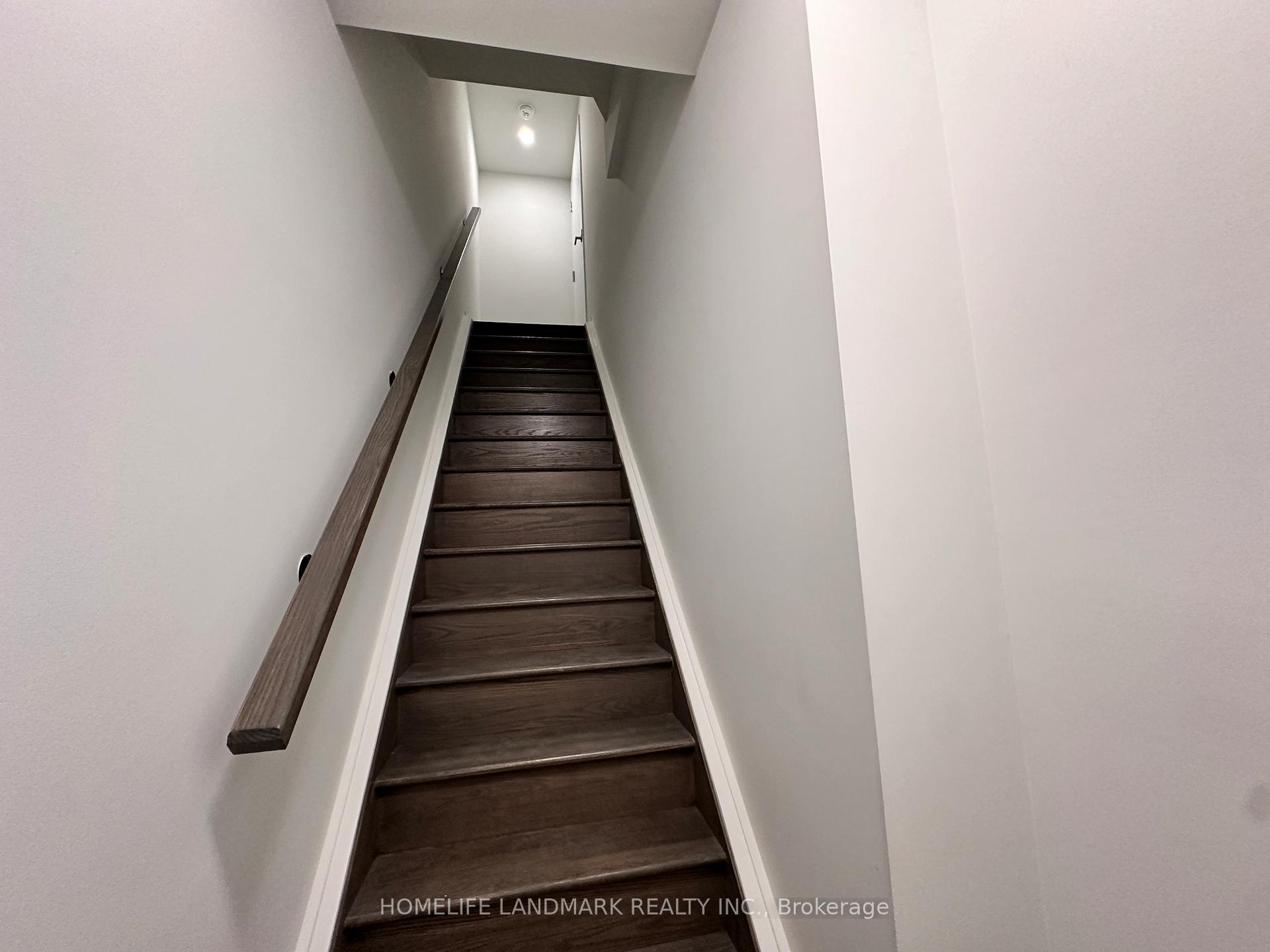 Photo 19 of Unit TH91, 39 Honeycrisp Crescent, Vaughan, Vaughan Corporate Centre — HOMEH