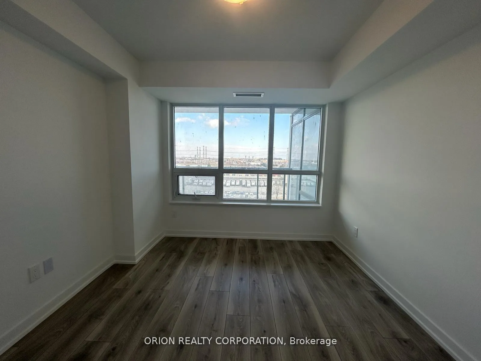 Photo 14 of Unit 811, 1455 Celebration Drive, Pickering, Bay Ridges — HOMEH