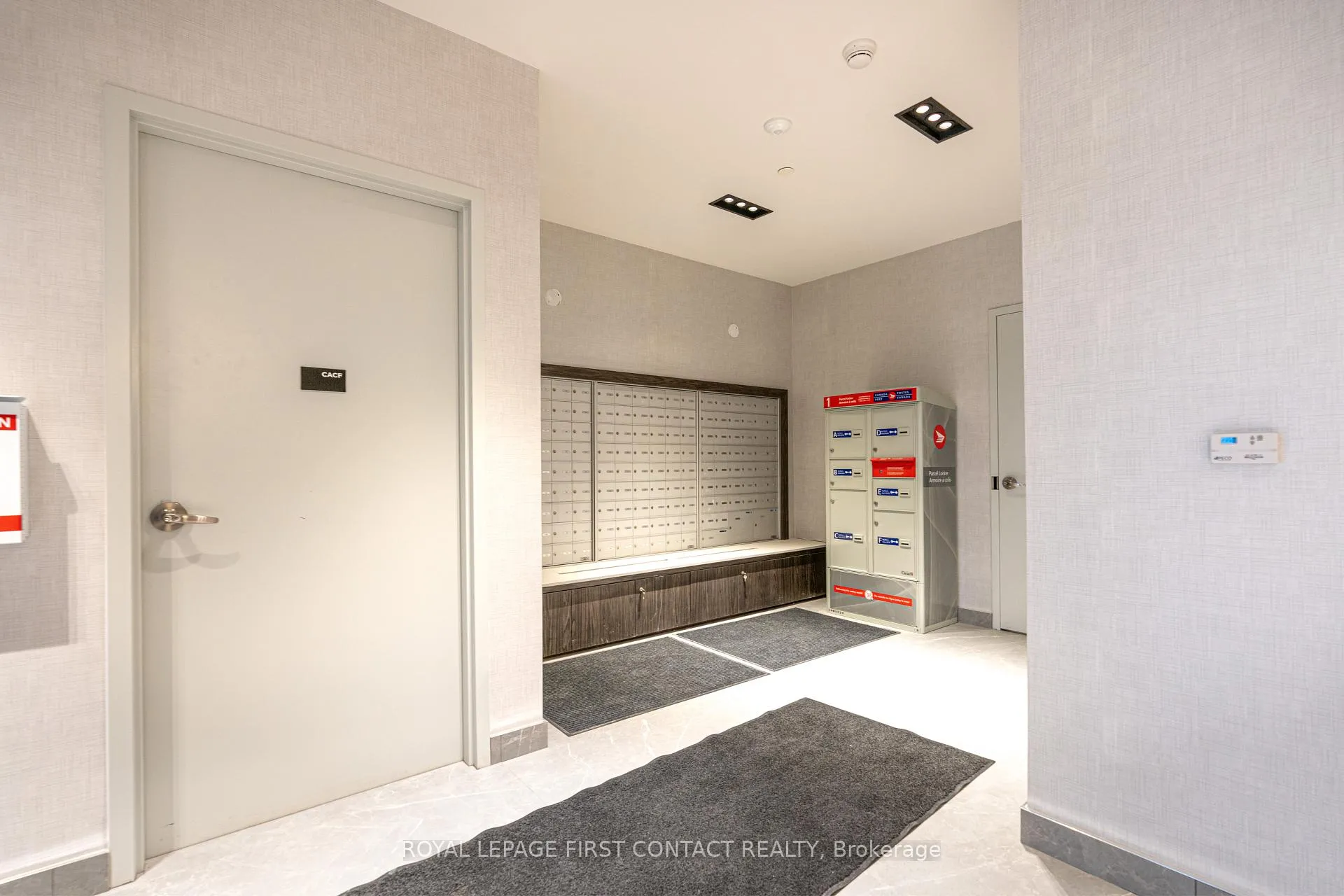 Photo 4 of Unit 1106, 58 Lakeside Terrace, Barrie, Little Lake — HOMEH