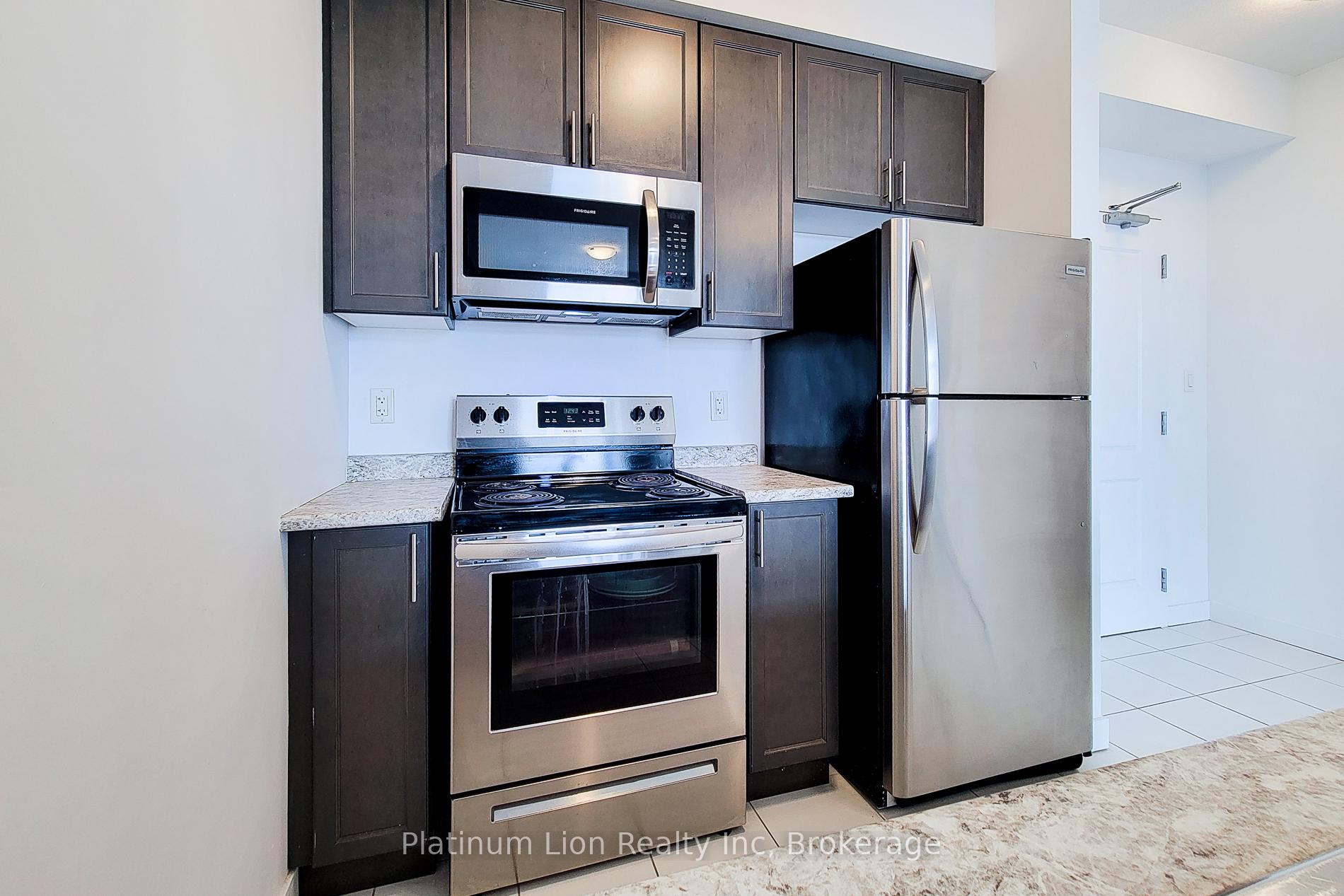 Photo 7 of Unit 513, 101 Shoreview Place, Hamilton, Lakeshore — HOMEH