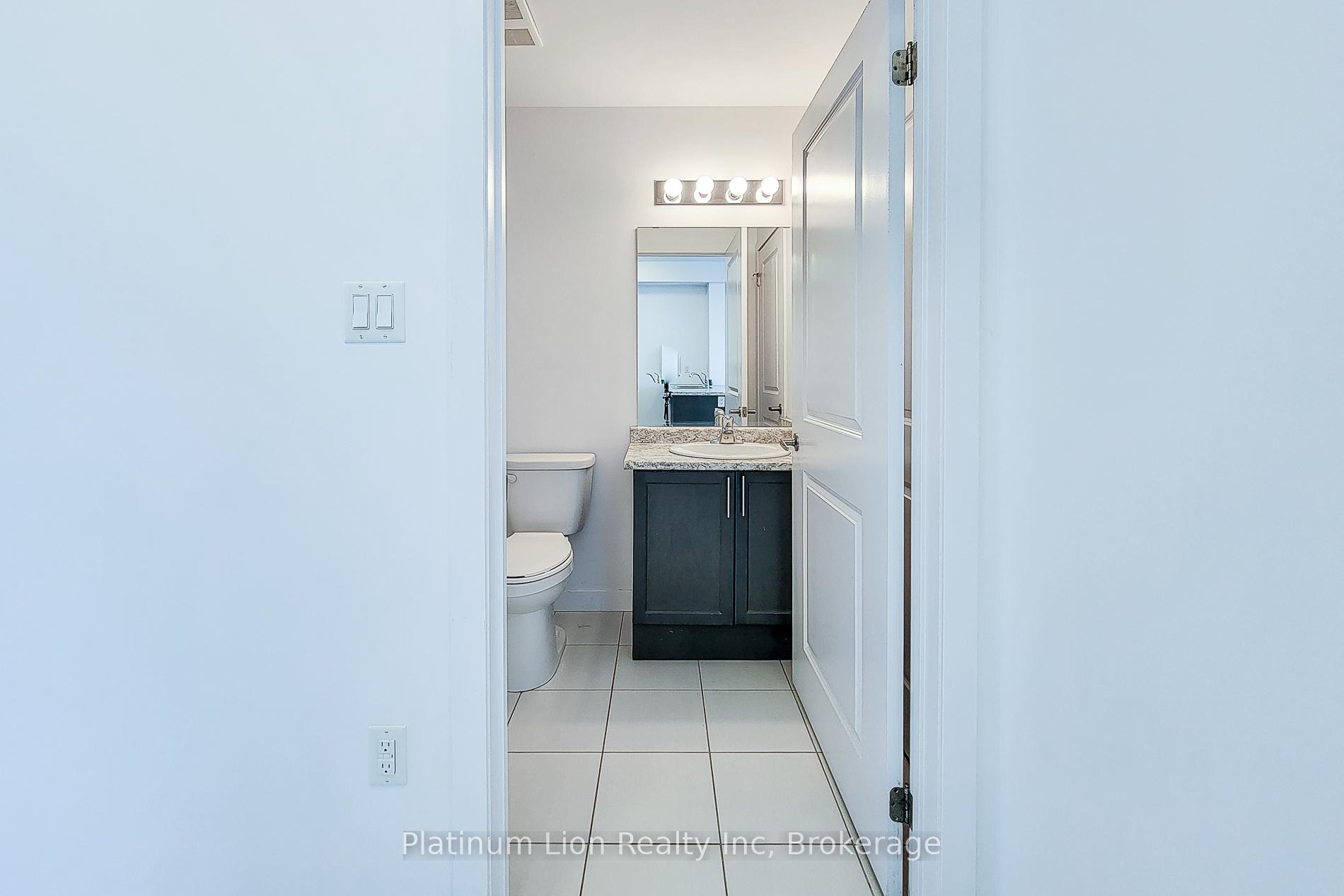 Photo 15 of Unit 513, 101 Shoreview Place, Hamilton, Lakeshore — HOMEH