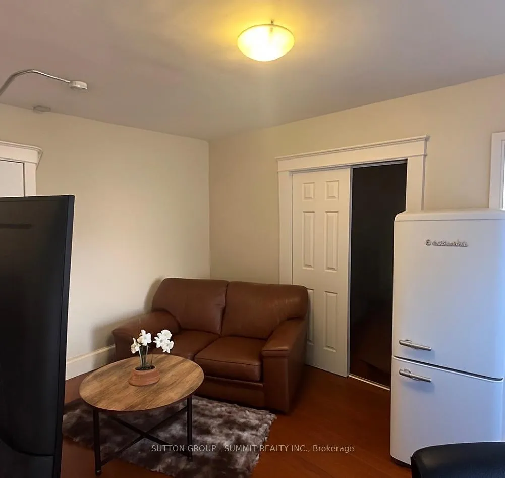 Photo 2 of Unit 404, 98 Vaughan Road, Toronto, Humewood-Cedarvale — HOMEH