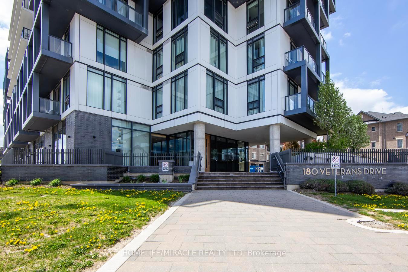 Photo 3 of Unit 703, 180 Veterans Drive, Brampton, Northwest Brampton — HOMEH