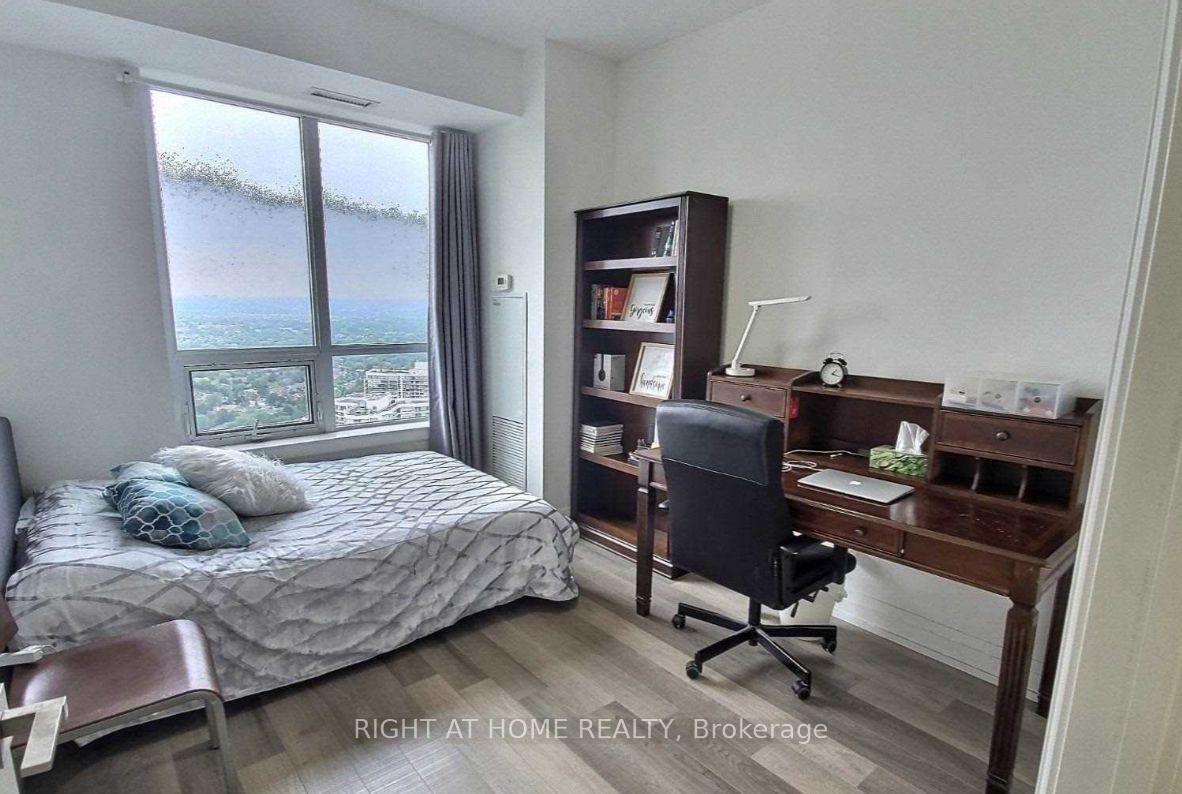 Photo 7 of Unit Lph308, 7161 Yonge Street, Markham, Thornhill — HOMEH
