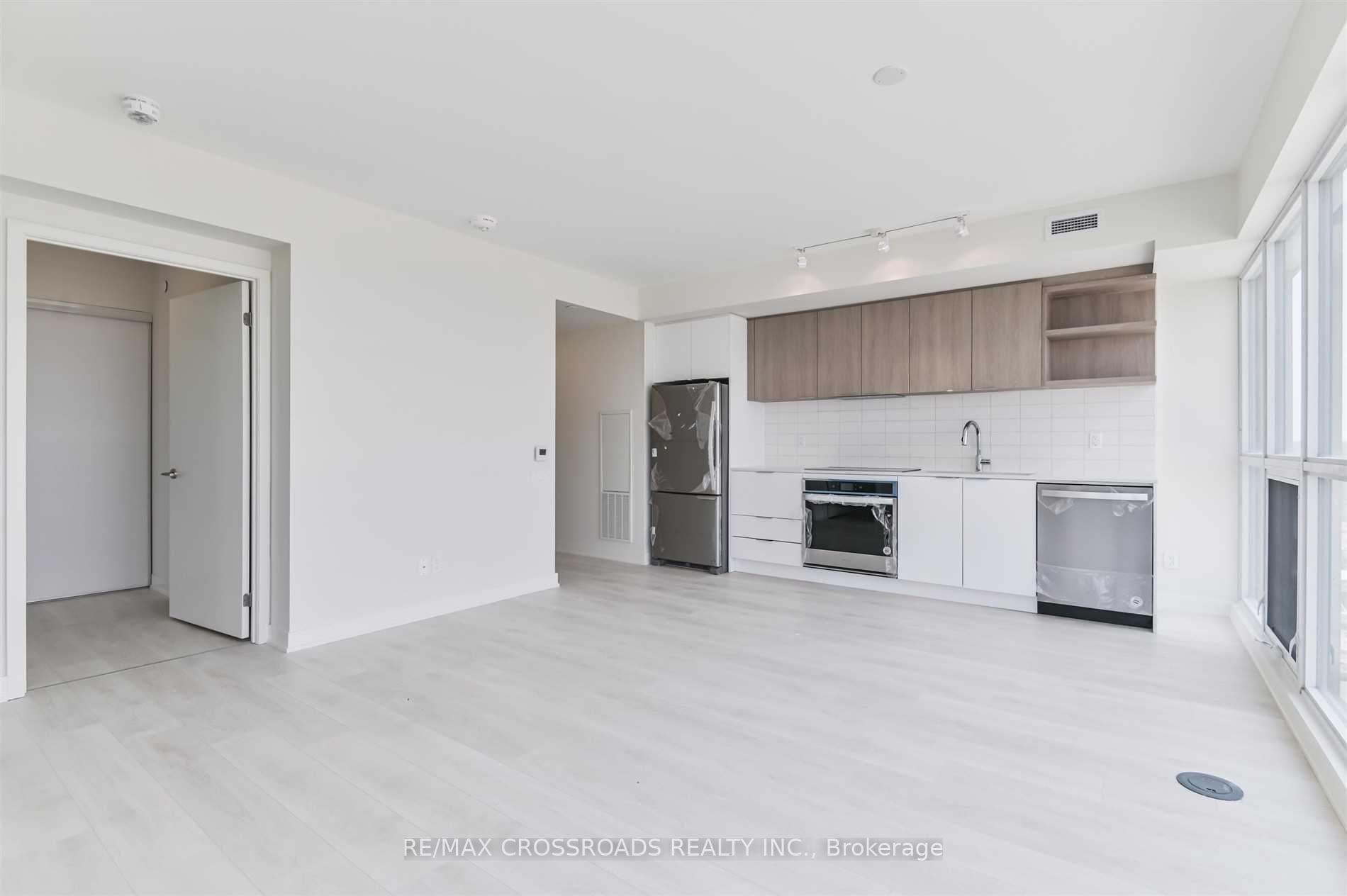 Photo 8 of Unit N1204, 6 Sonic Way, Toronto, Flemingdon Park — HOMEH
