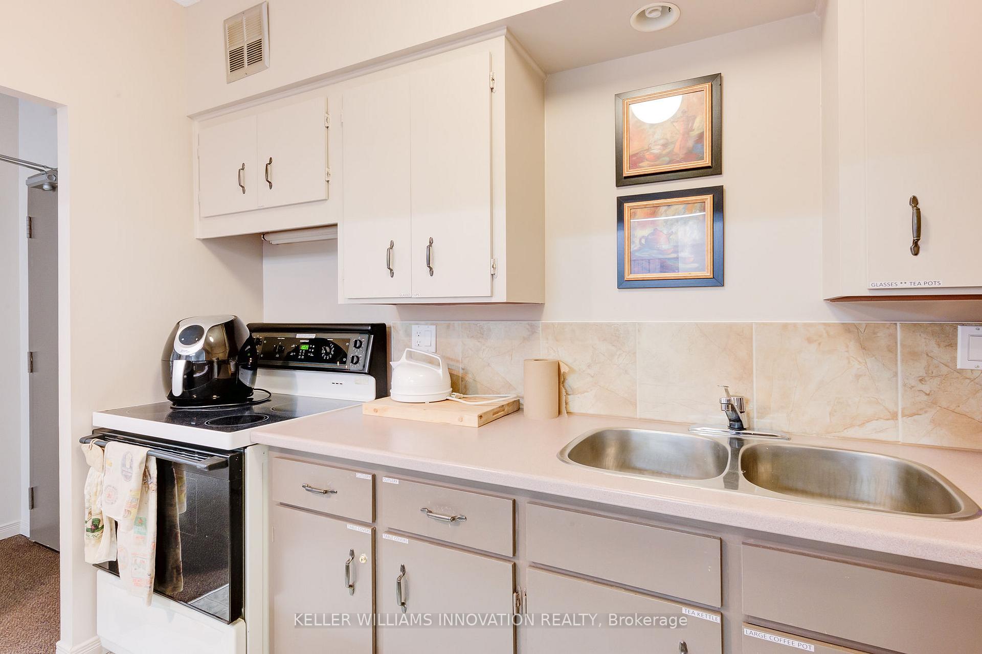 Photo 26 of Unit 209, 260 Sheldon Avenue N, Kitchener — HOMEH