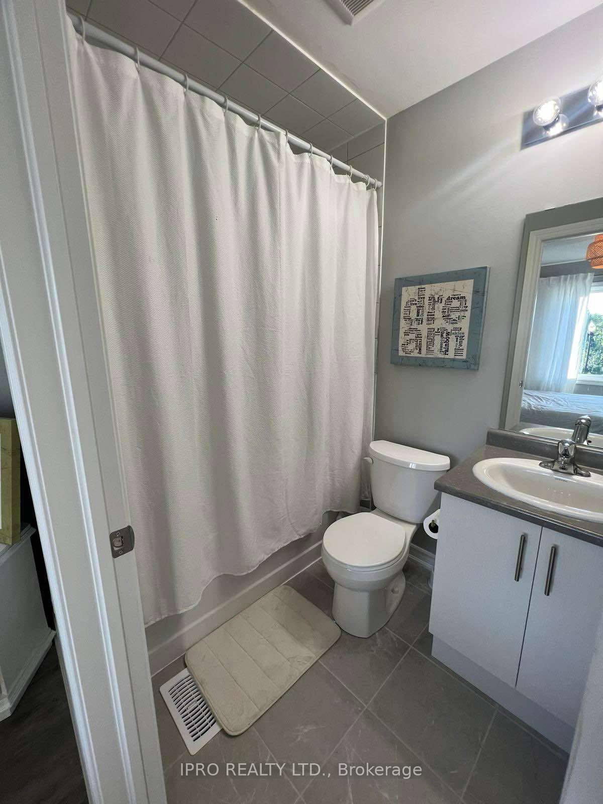Photo 13 of Unit 4, 33 Dawson Drive, Collingwood — HOMEH