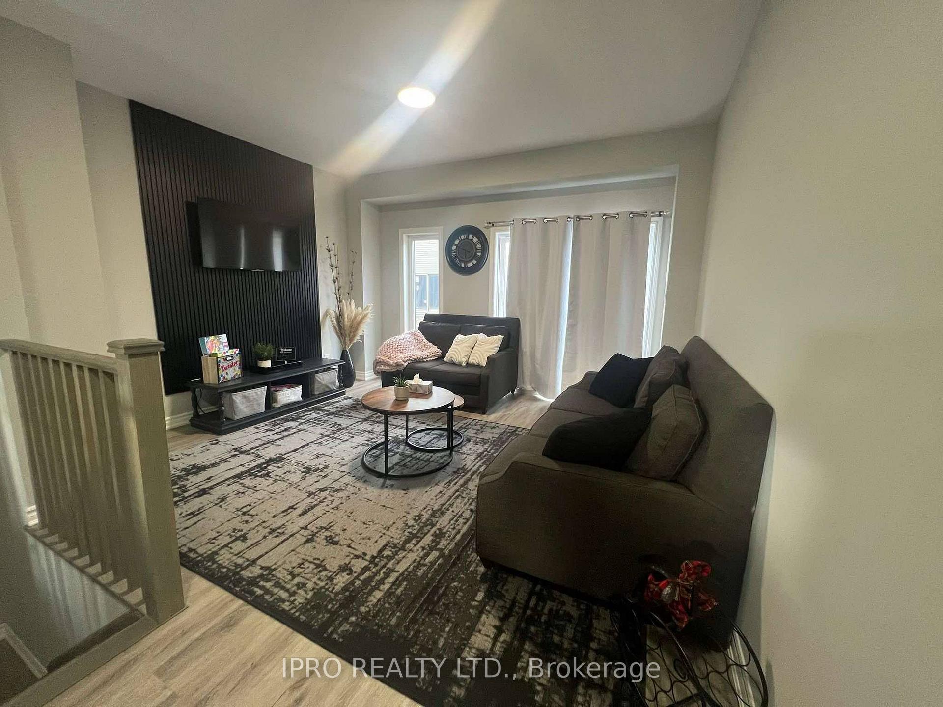 Photo 19 of Unit 4, 33 Dawson Drive, Collingwood — HOMEH
