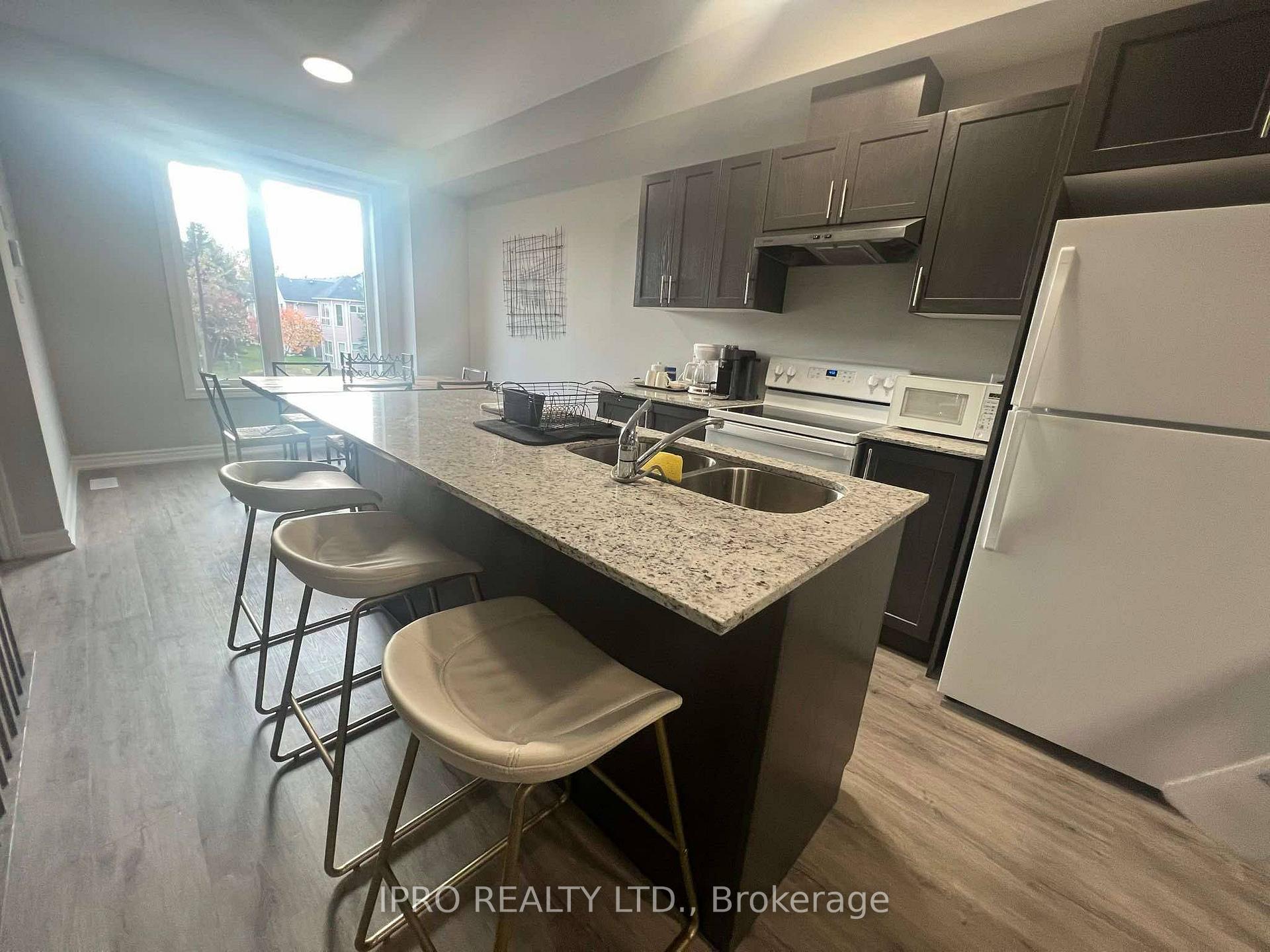 Photo 20 of Unit 4, 33 Dawson Drive, Collingwood — HOMEH