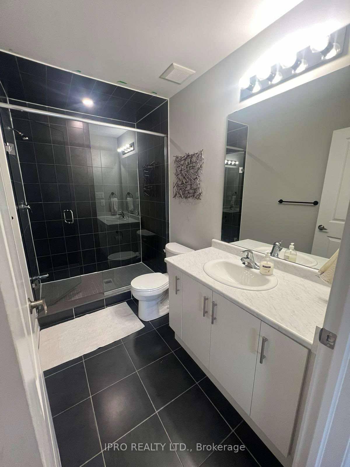 Photo 24 of Unit 4, 33 Dawson Drive, Collingwood — HOMEH