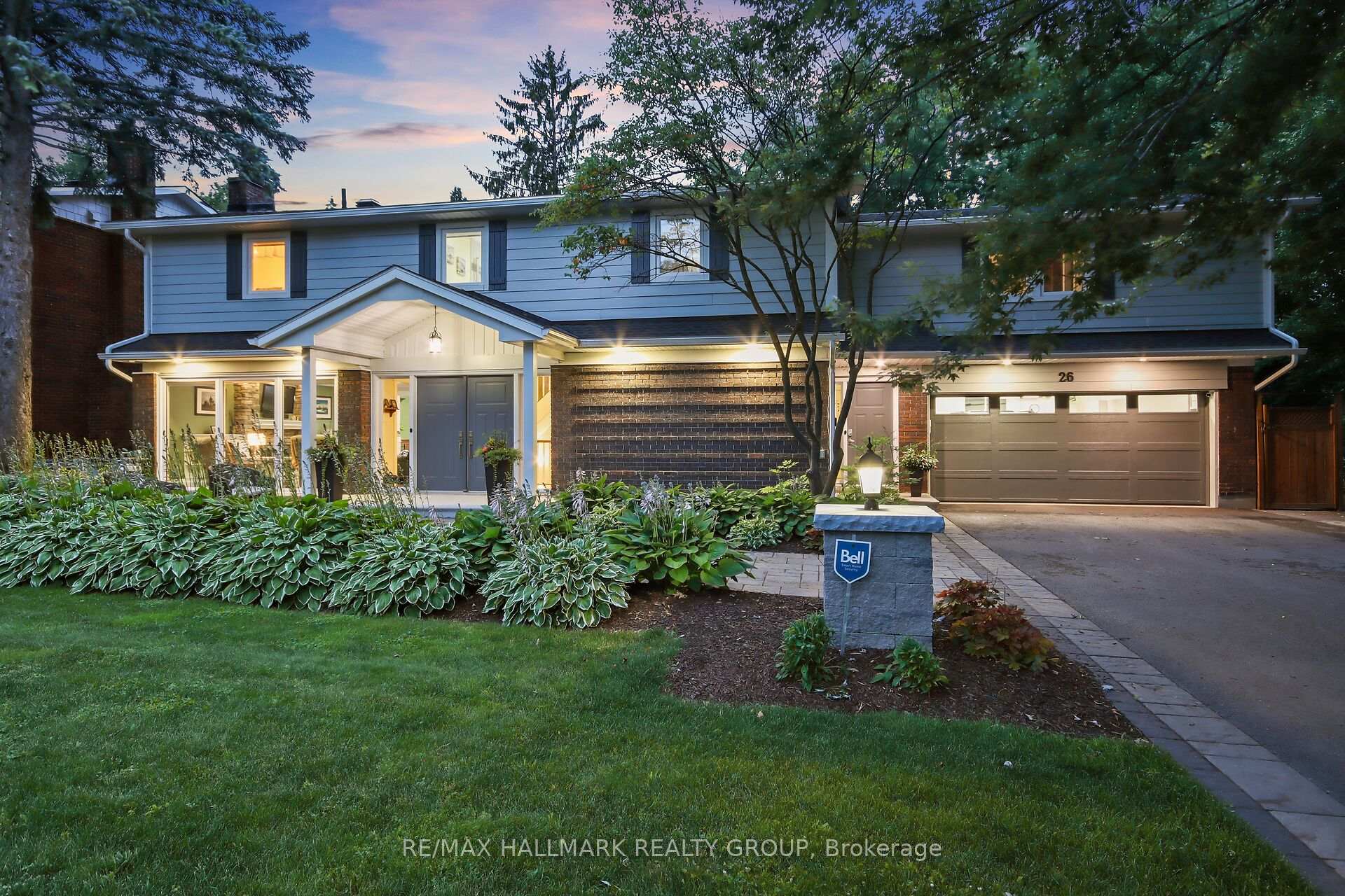 Photo 5 of 26 Leaver Avenue, Ottawa, City View/Skyline/Fisher Heights/Parkwood Hills — HOMEH