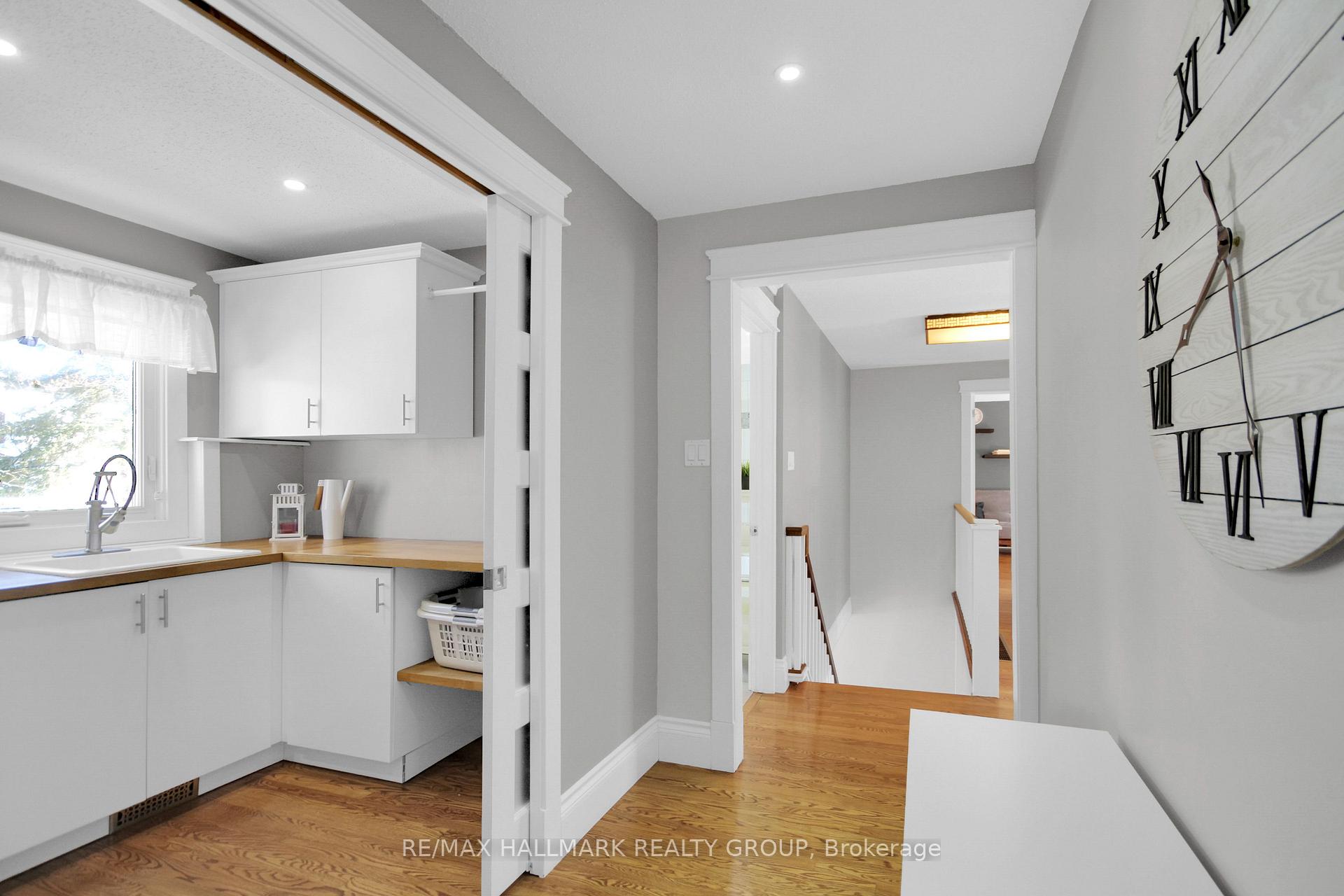 Photo 20 of 26 Leaver Avenue, Ottawa, City View/Skyline/Fisher Heights/Parkwood Hills — HOMEH