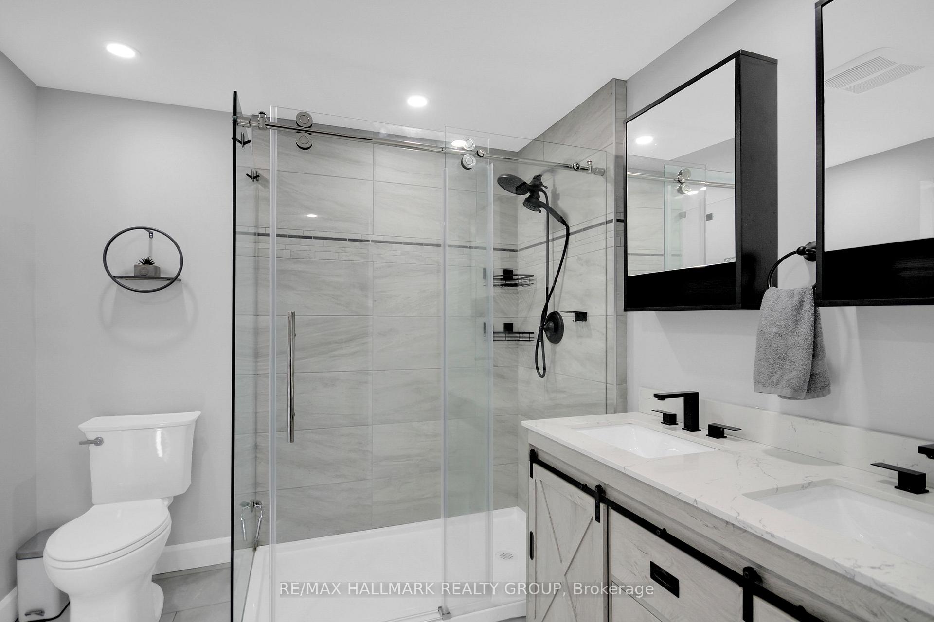 Photo 27 of 26 Leaver Avenue, Ottawa, City View/Skyline/Fisher Heights/Parkwood Hills — HOMEH