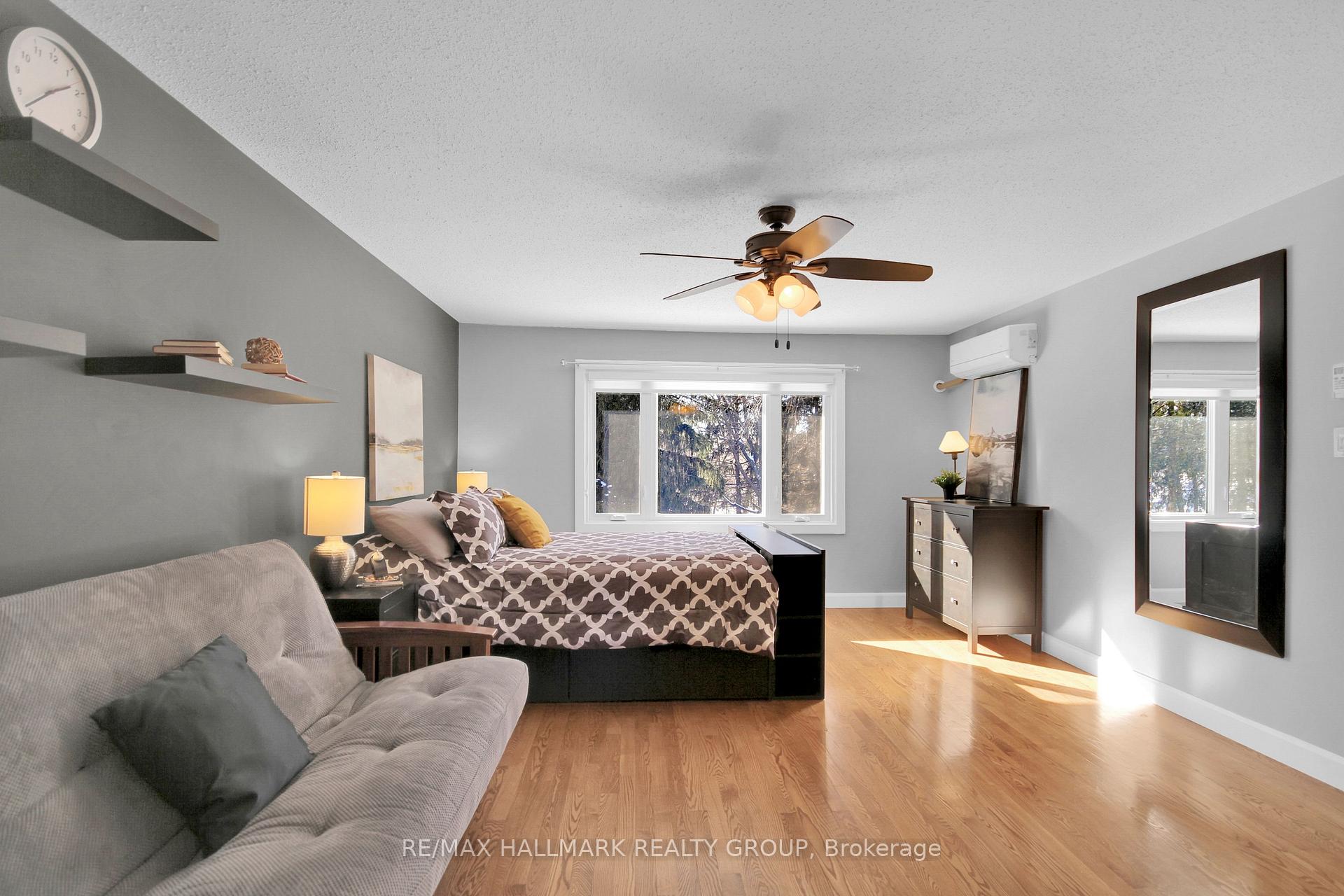 Photo 29 of 26 Leaver Avenue, Ottawa, City View/Skyline/Fisher Heights/Parkwood Hills — HOMEH