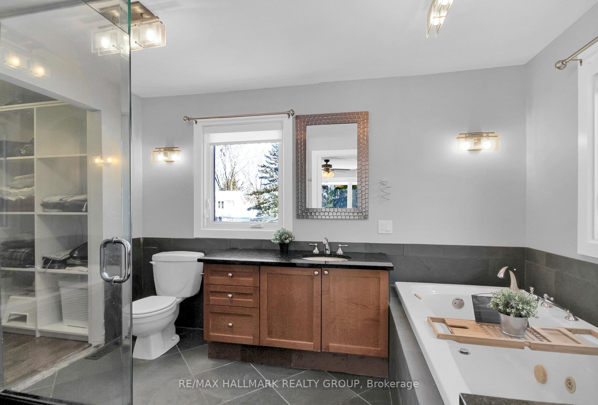 Photo 31 of 26 Leaver Avenue, Ottawa, City View/Skyline/Fisher Heights/Parkwood Hills — HOMEH