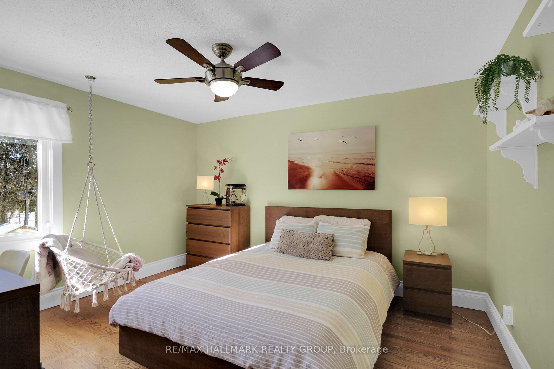 Photo 34 of 26 Leaver Avenue, Ottawa, City View/Skyline/Fisher Heights/Parkwood Hills — HOMEH