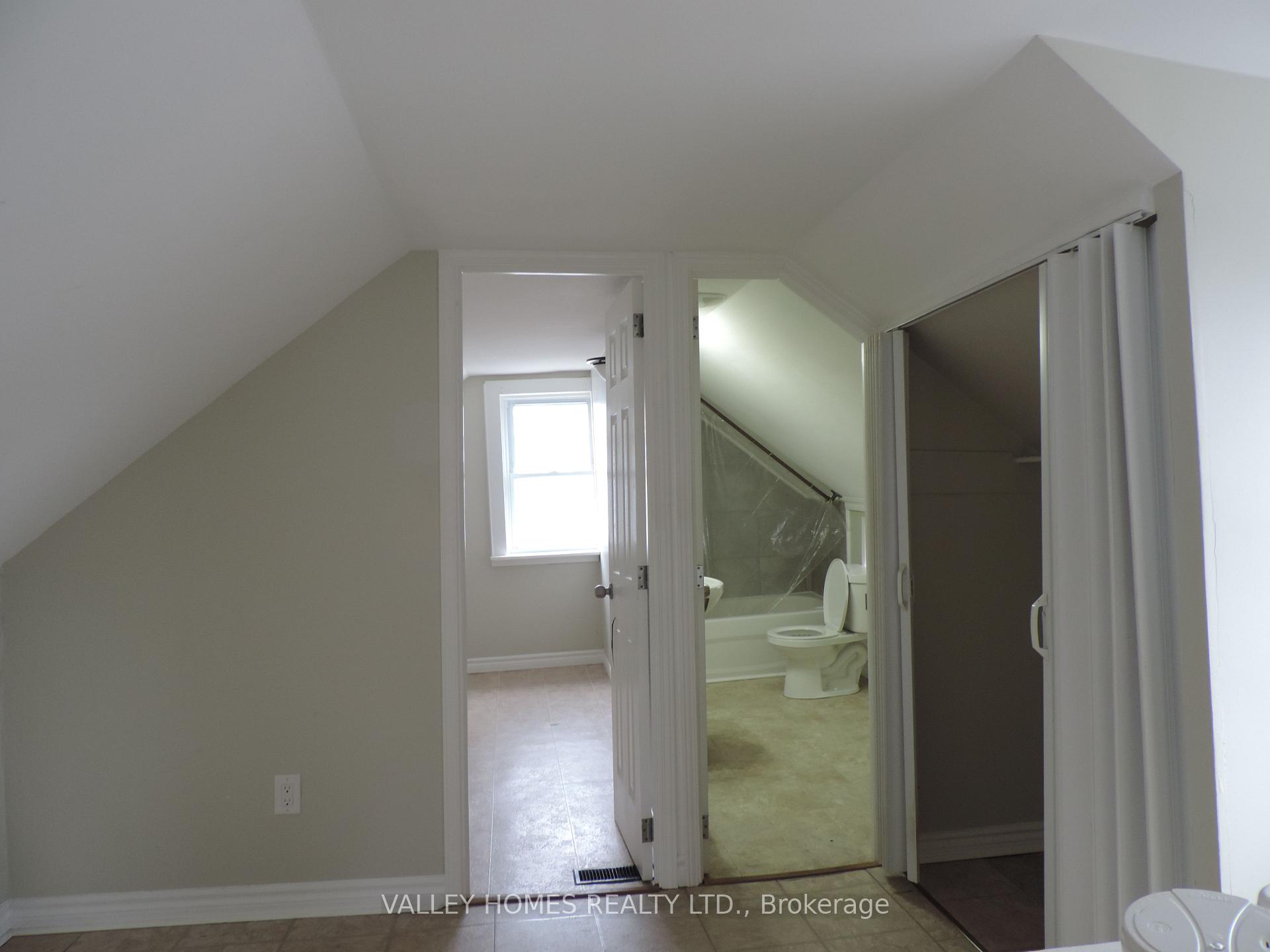 Photo 7 of 60 Victoria Street E, Carleton Place — HOMEH