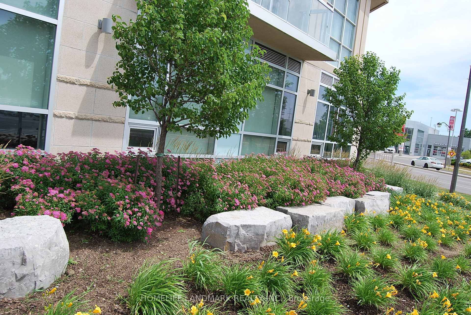 Photo 21 of Unit 319, 8323 Kennedy Road, Markham, Village Green-South Unionville — HOMEH