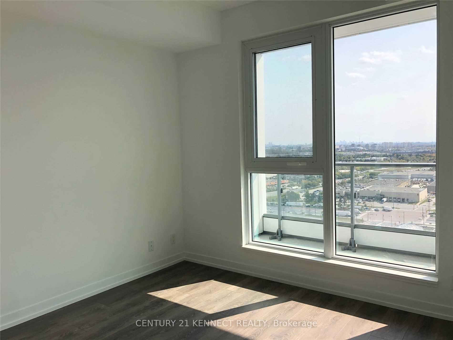 Photo 8 of Unit 4112, 5 Buttermill Avenue, Vaughan, Vaughan Corporate Centre — HOMEH