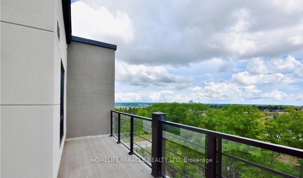 Photo 37 of Unit 612, 302 Essa Road, Barrie, 400 West — HOMEH