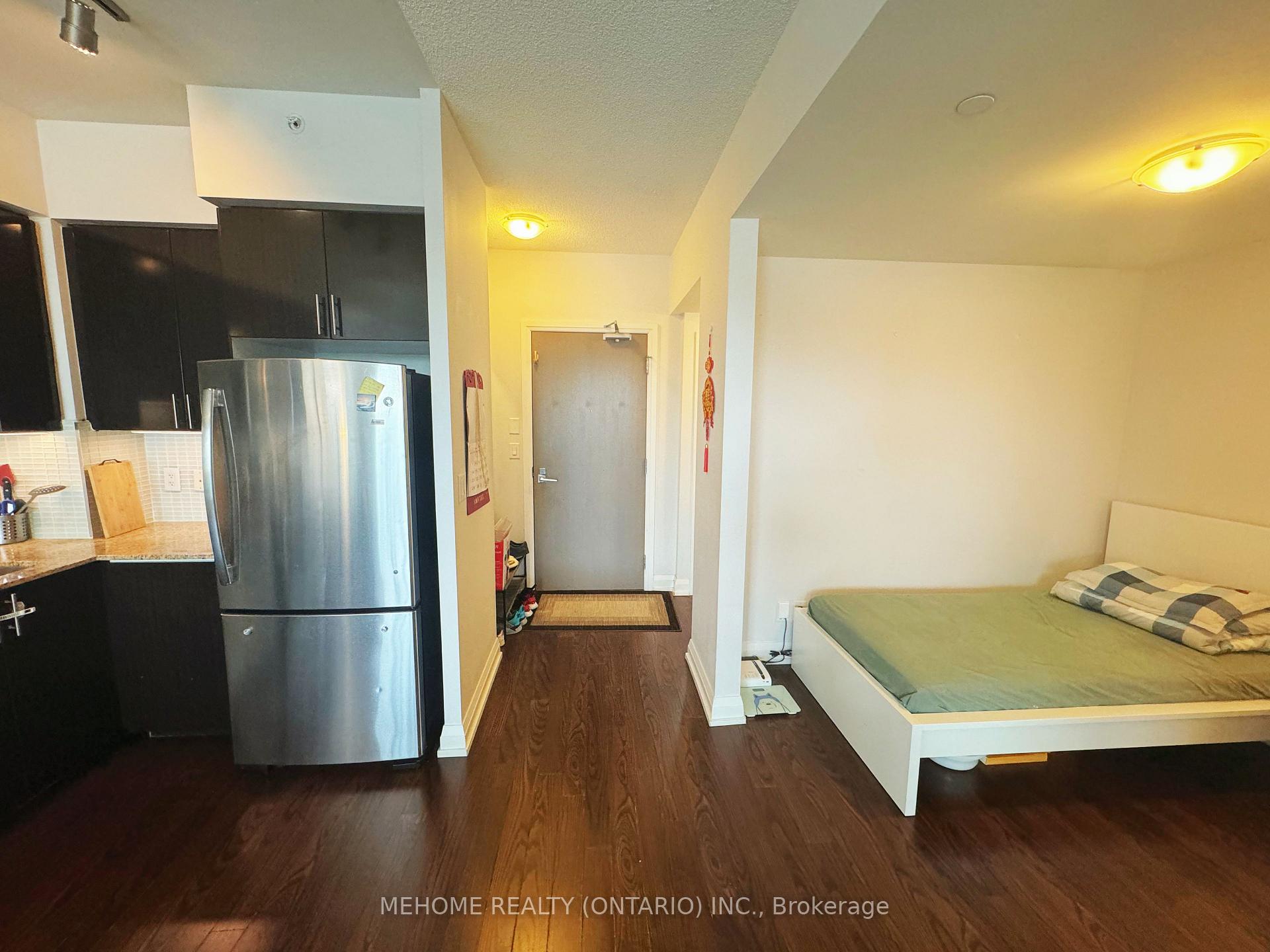 Photo 2 of Unit 201, 7167 Yonge Street, Markham, Grandview — HOMEH